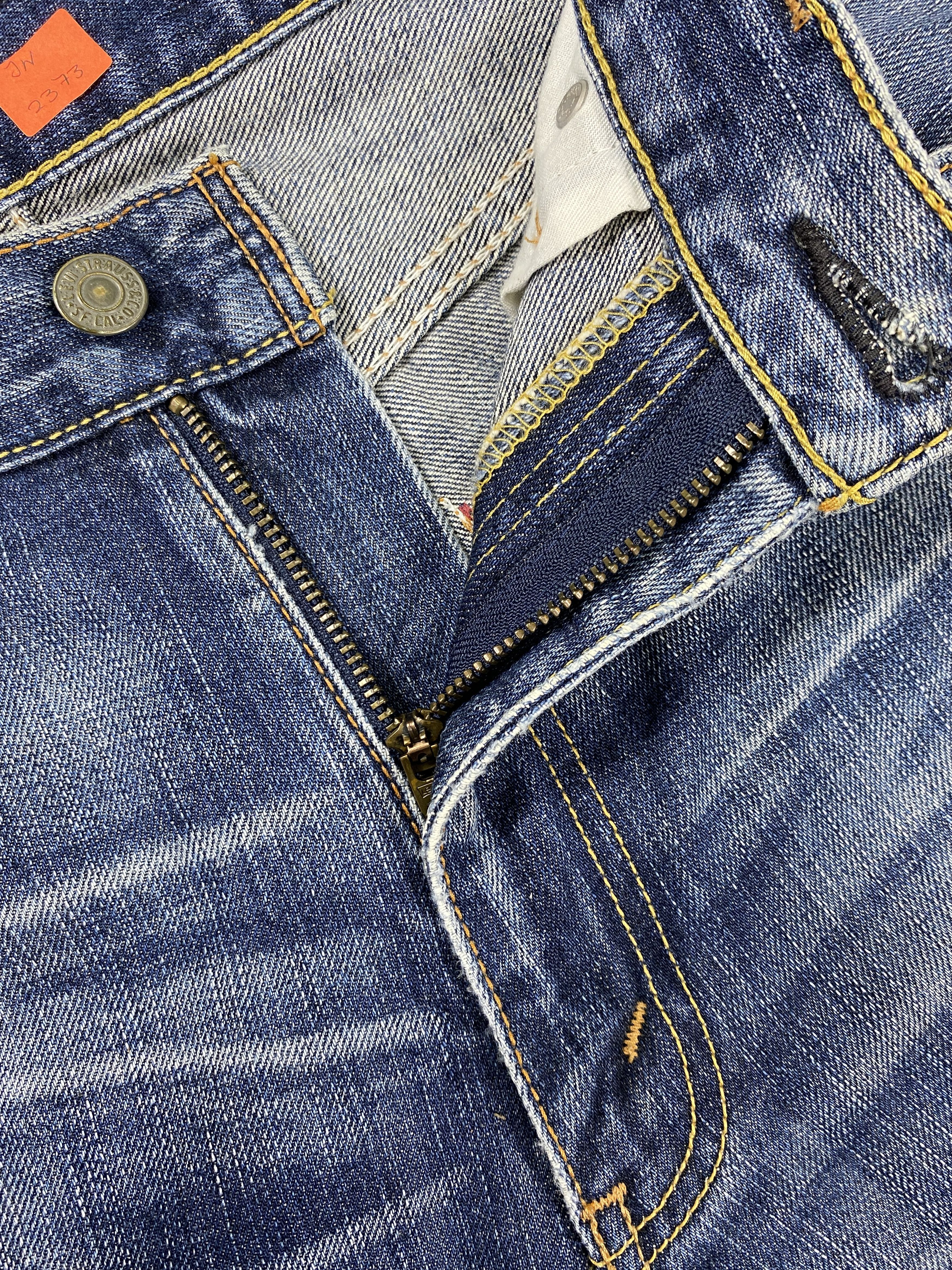Levi's Distressed Blue Vintage Levi's 703 33x29.5 Denim -JN2373 Size US 33 - 6 Thumbnail