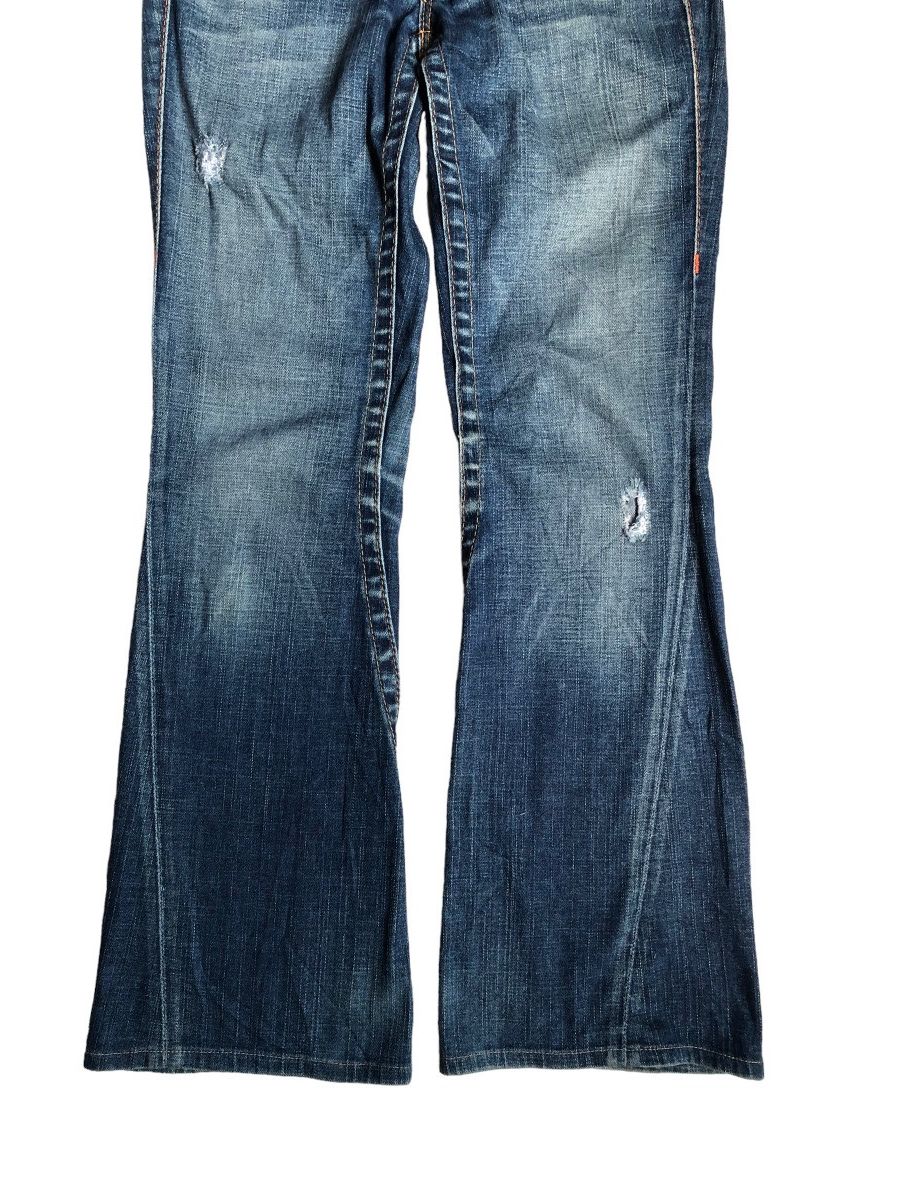 True Religion True Religion Joey low rise spiral cut flared jeans Size US 31 - 3 Thumbnail