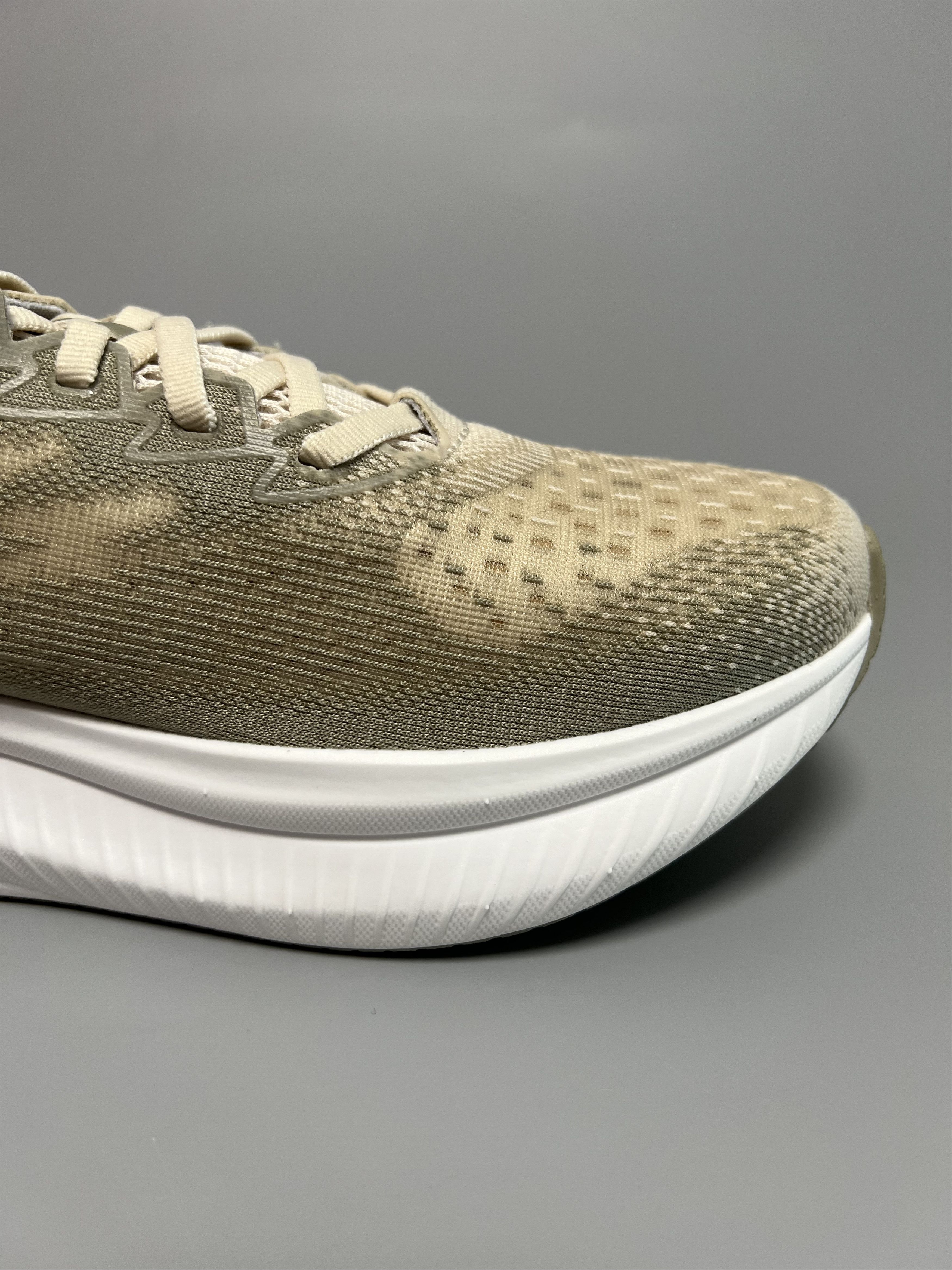 Hoka 10D Hoka One One Mach 6 Men's Running Shoes 1147790-OKB Size US 10 / EU 43 - 7 Thumbnail