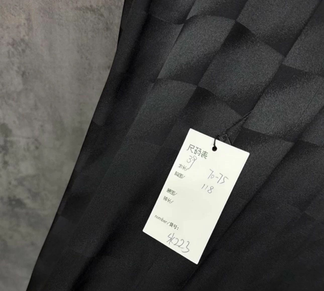 Saint Laurent Paris Not using YSL/Saint Laurent new mulberry silk gradient shirt Size US XXS / EU 40 - 5 Thumbnail
