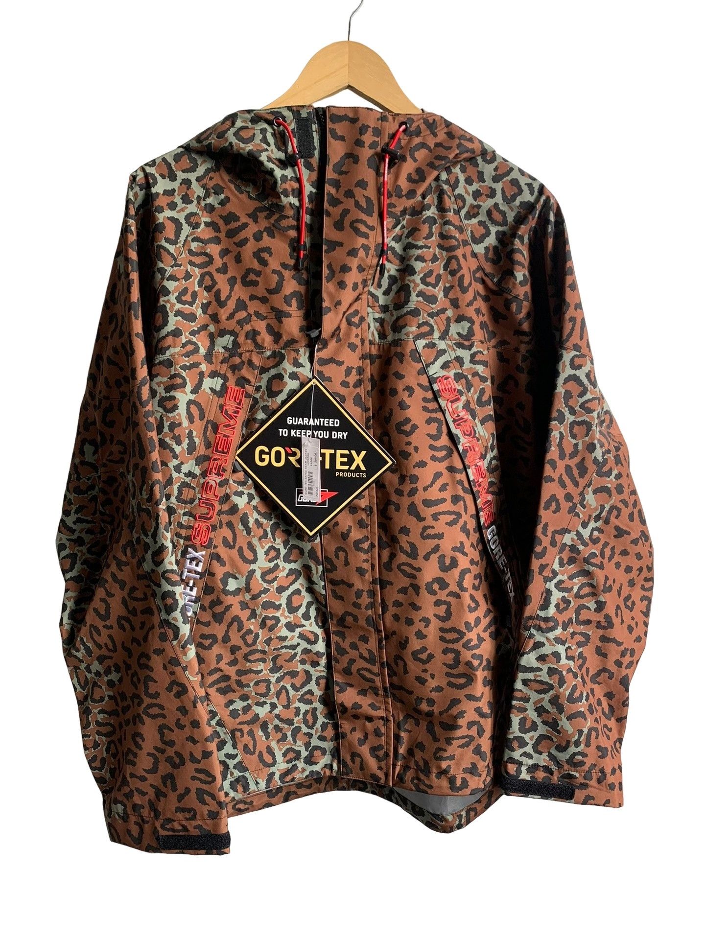 Supreme Supreme GORE-TEX Leopard Taped Seam Jacket L Size US L / EU 52-54 / 3 - 1 Thumbnail