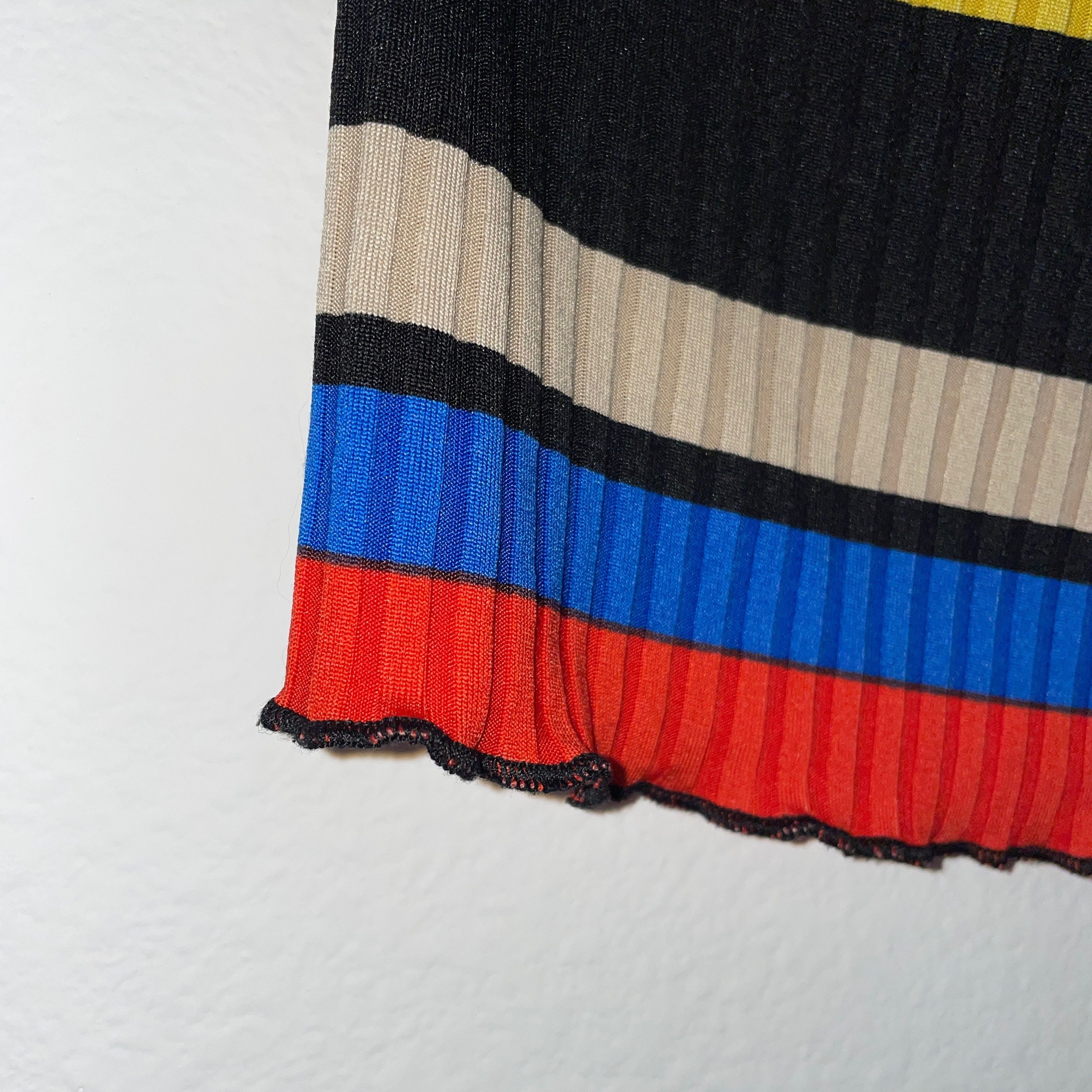 Forever 21 Forever 21 Striped Cropped Over the Shoulder Top Size M / US 6-8 / IT 42-44 - 5 Thumbnail