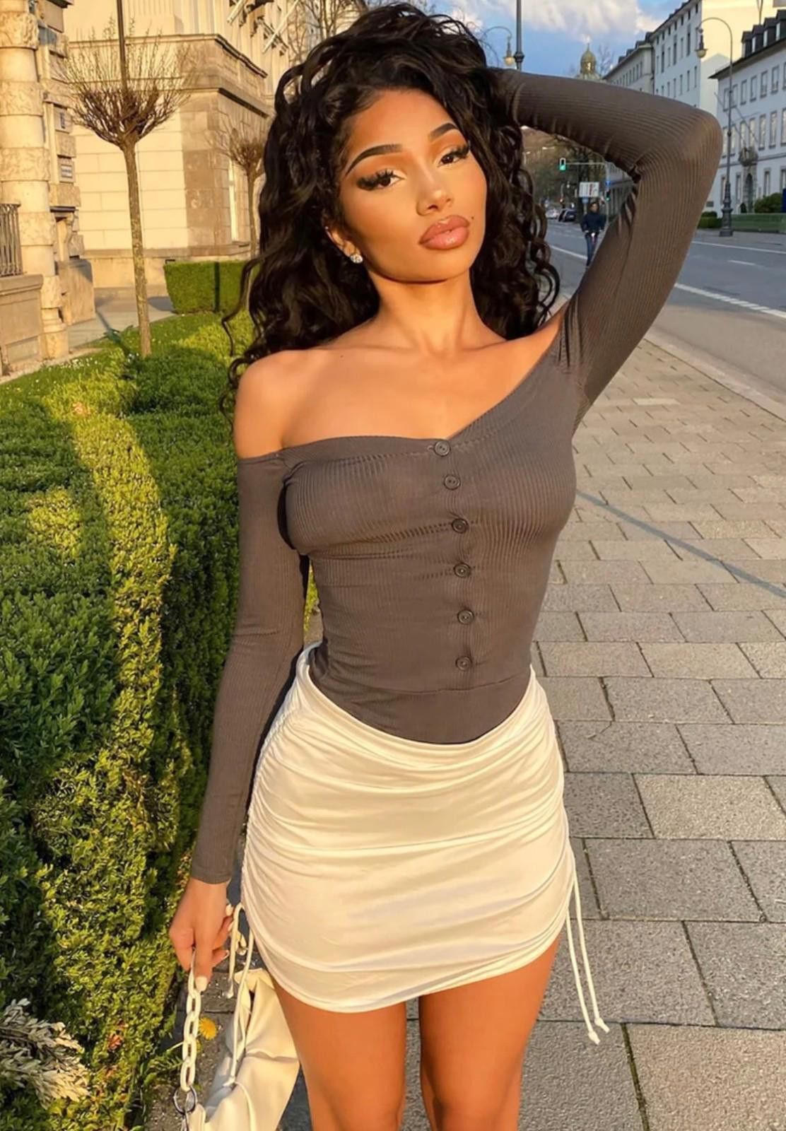 Fashion Victim FASHION NOVA Off-Shoulder Bodysuit in Charcoal (SMALL) Size S / US 4 / IT 40 - 1 Thumbnail