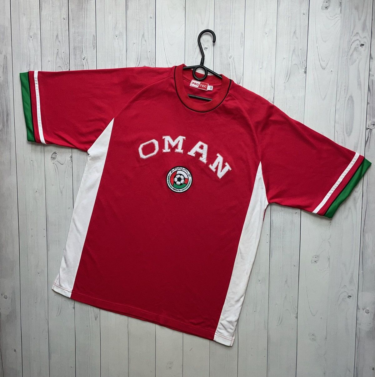 Vintage Vintage OMAN soccer tee big logo size XL Size US XL / EU 56 / 4 - 1 Thumbnail