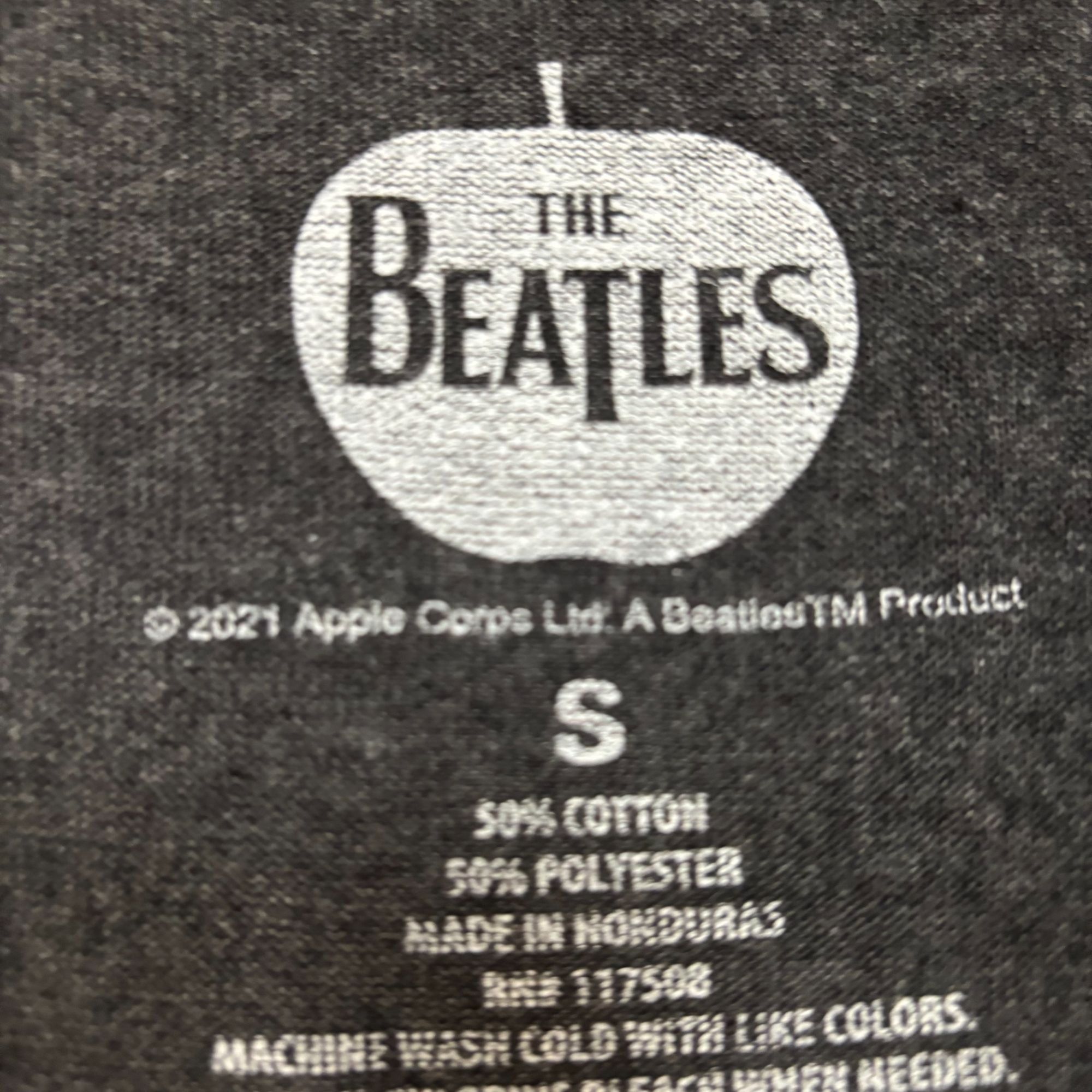 Band Tees The Beatles Abbey Road Crossing Graphic Design T-Shirt Small Size US S / EU 44-46 / 1 - 4 Thumbnail