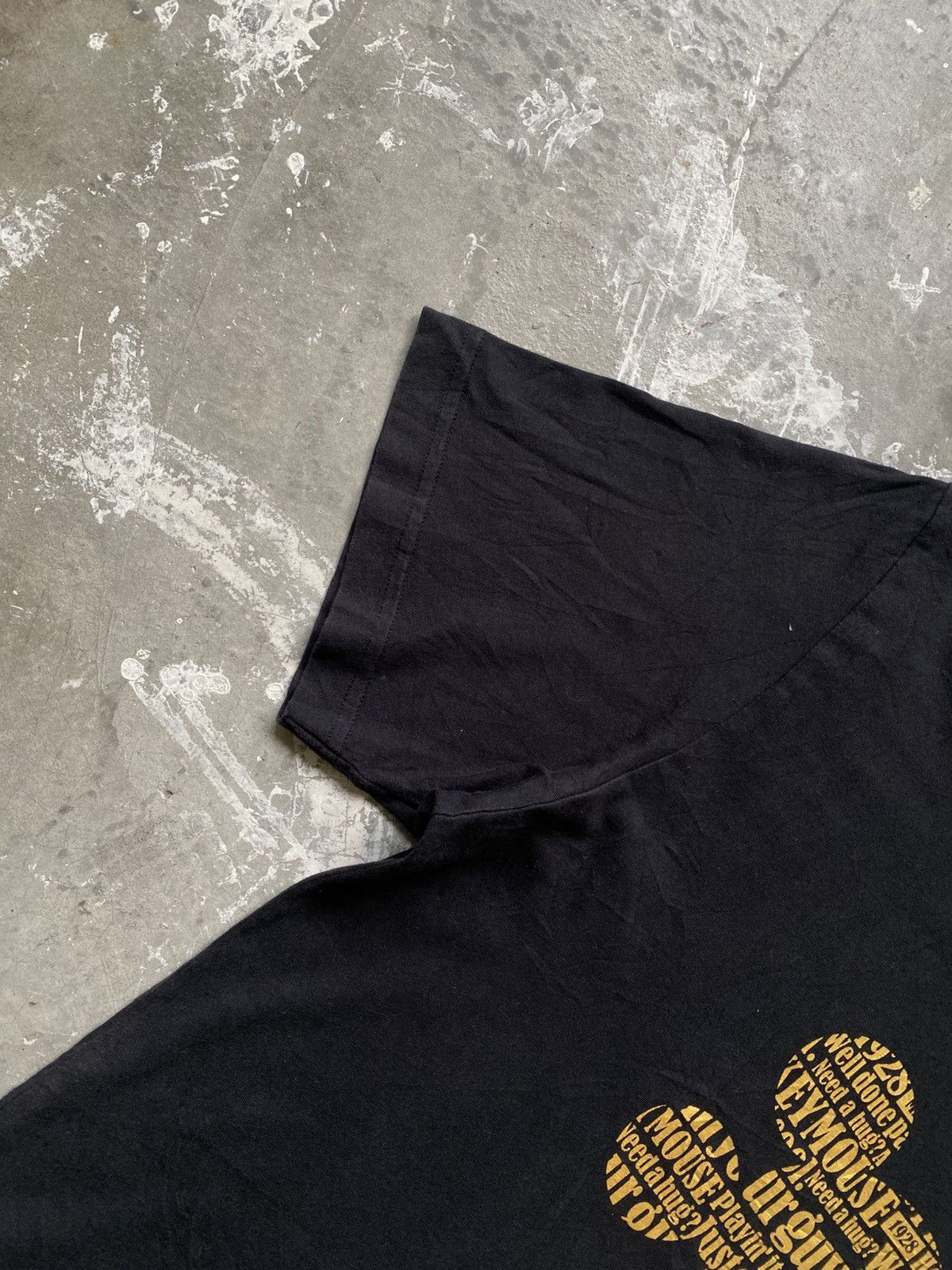 Uniqlo Uniqlo Disney Mickey Mouse Tee Size US L / EU 52-54 / 3 - 4 Thumbnail