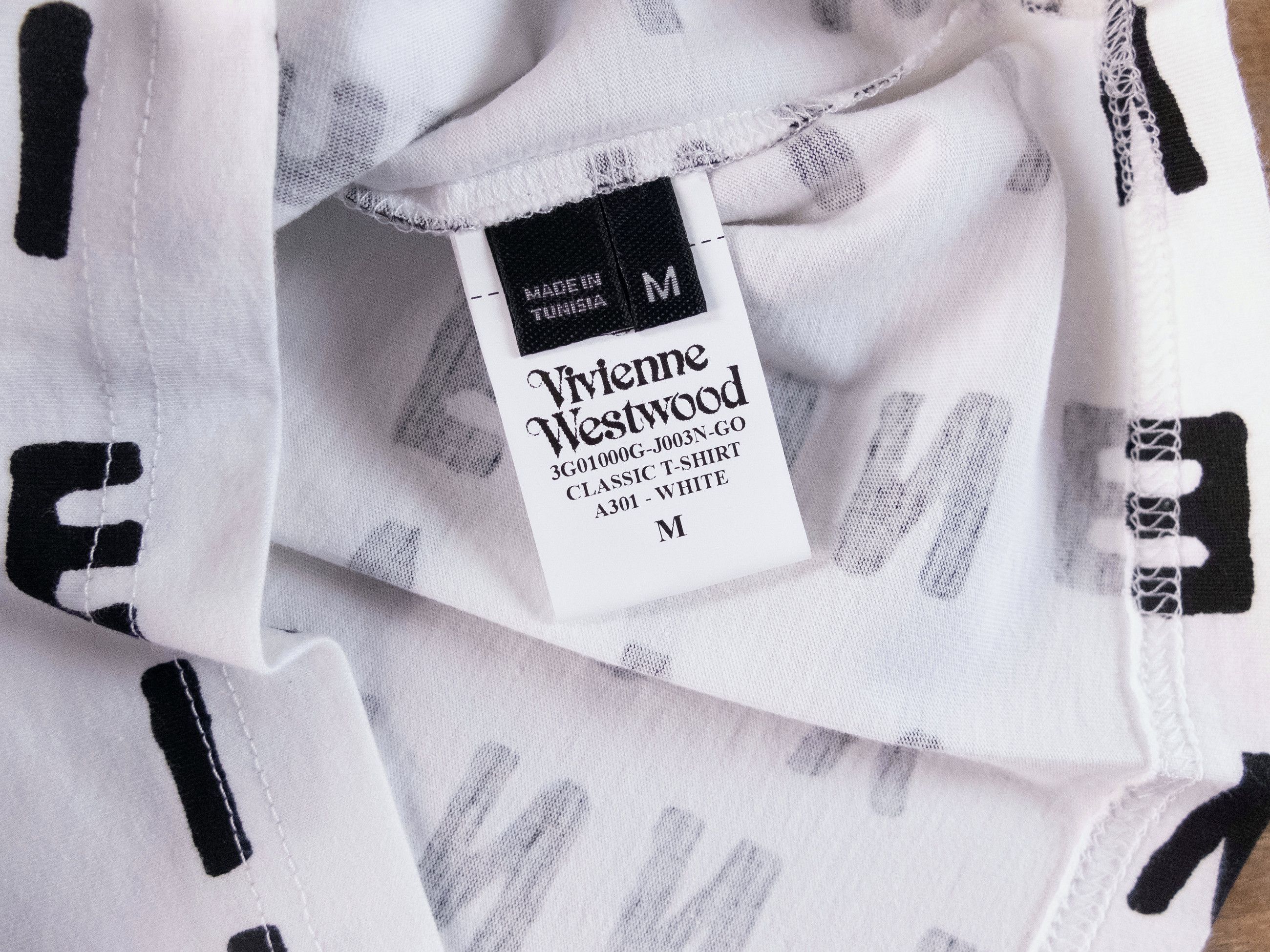 Vivienne Westwood VIVIENNE WESTWOOD white classic letter logo print t-shirt Size US M / EU 48-50 / 2 - 7 Thumbnail