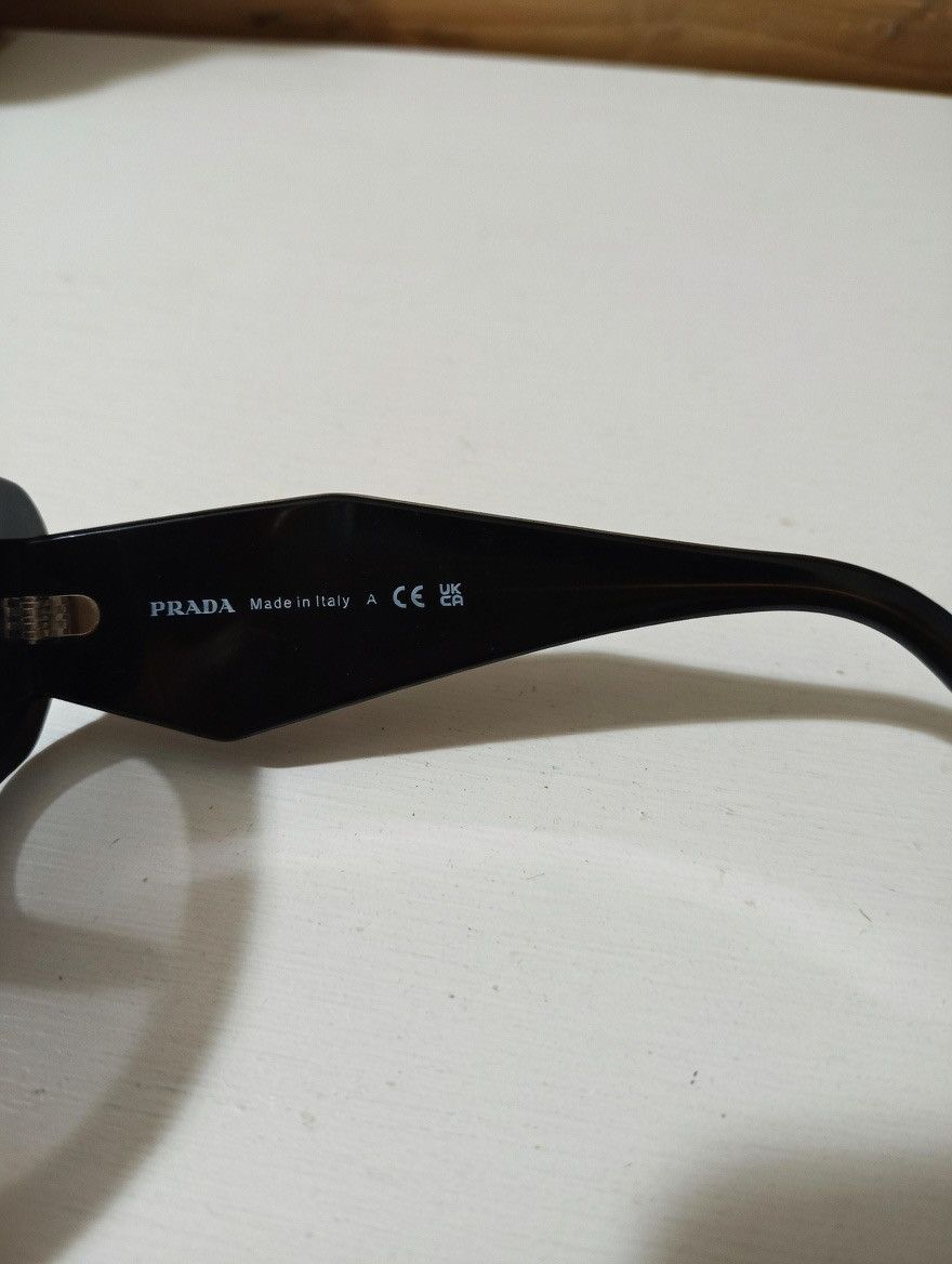 Prada PRADA SUNGLASSES BLACK VINTAGE Size ONE SIZE - 5 Thumbnail