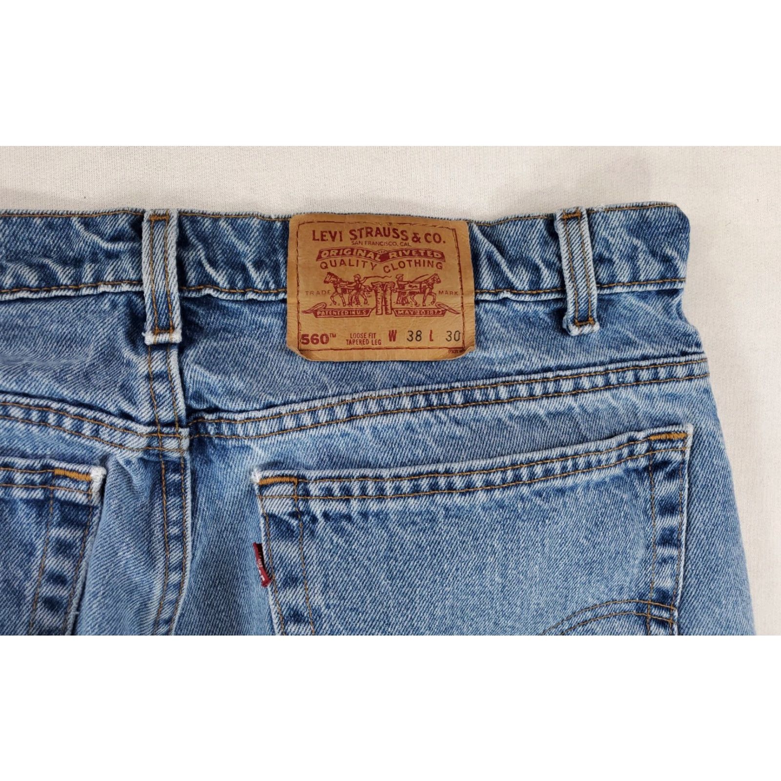 Levi's Levi's 560 Jeans Wide-Leg Blue 36x30 Mens Made USA Baggy, Regular Inseam 30, Color Blue, Model 560, 90s? Size US 36 / EU 52 - 5 Thumbnail