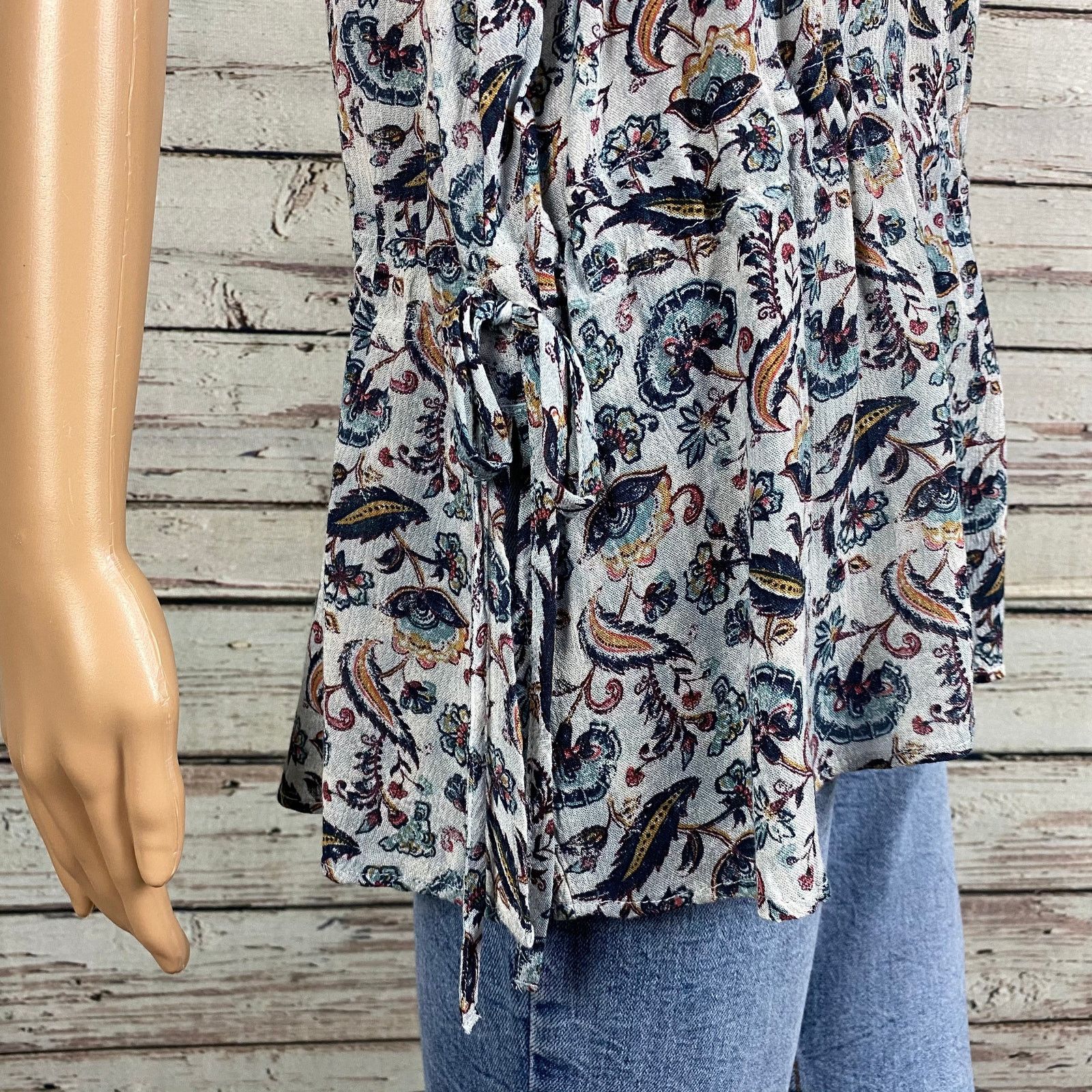 Other Susina Nordstrom Gray Floral Keyhole Peasant Shirt Large Size L / US 10 / IT 46 - 7 Thumbnail
