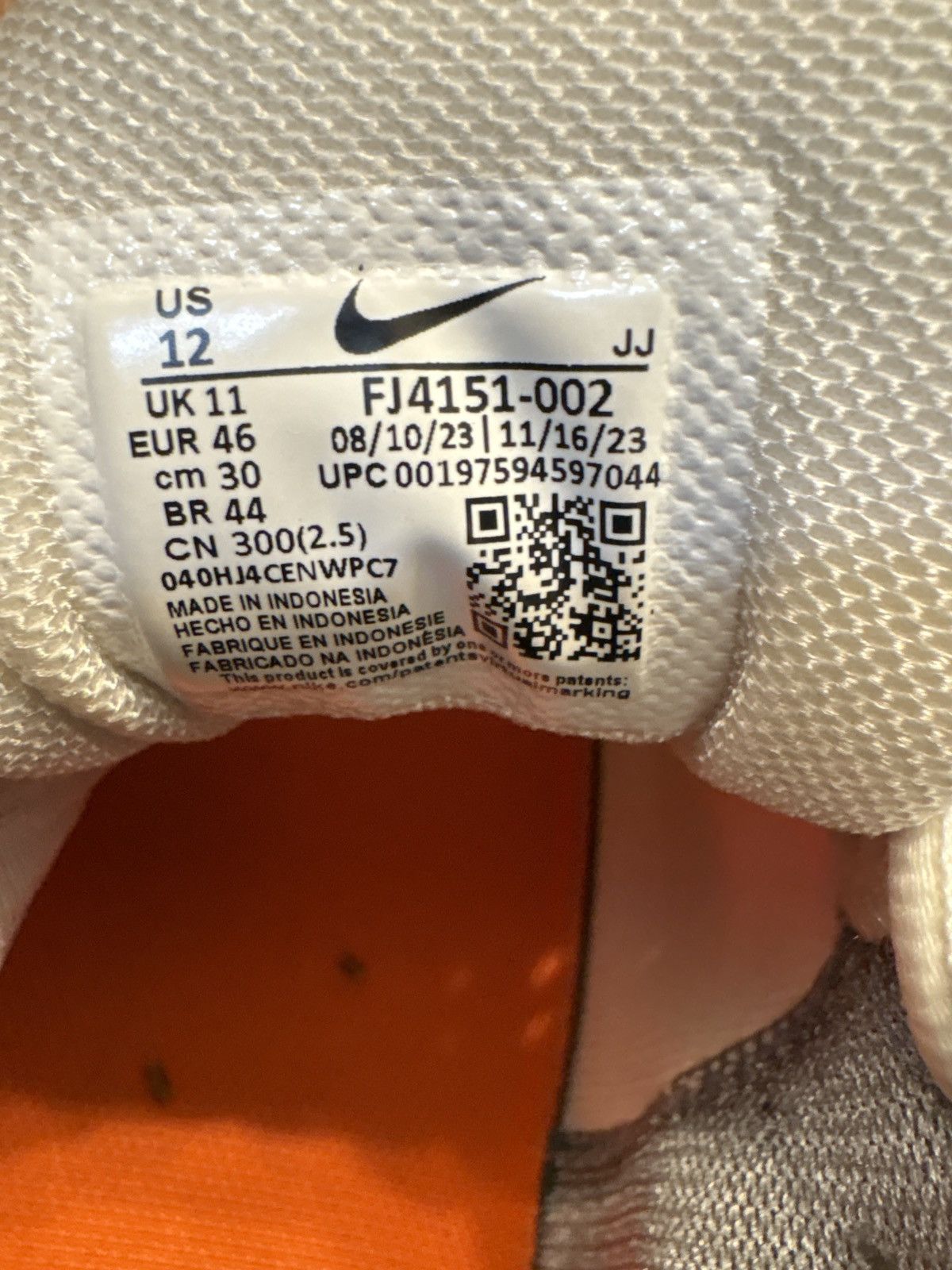 Nike Nike Zoom Vomero 5 Size US 12 / EU 45 - 5 Thumbnail