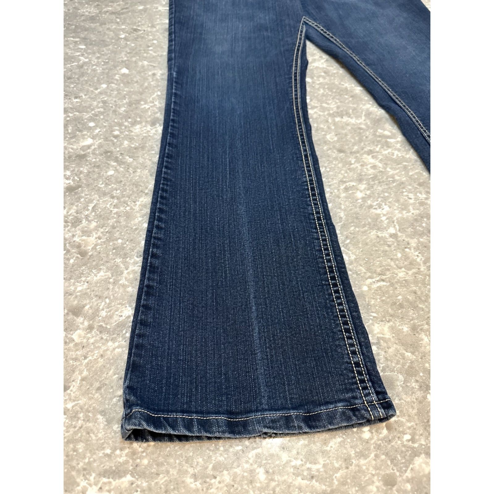 Wrangler VINTAGE Wrangler Jeans Bootcut Jeans Dark Wash 36x30.5 13/14x32 Women Mid Rise Stretch 5-Pocket Logo Cowgirl Western 80s 90s Size 34" / US 12 / IT 48 - 6 Thumbnail