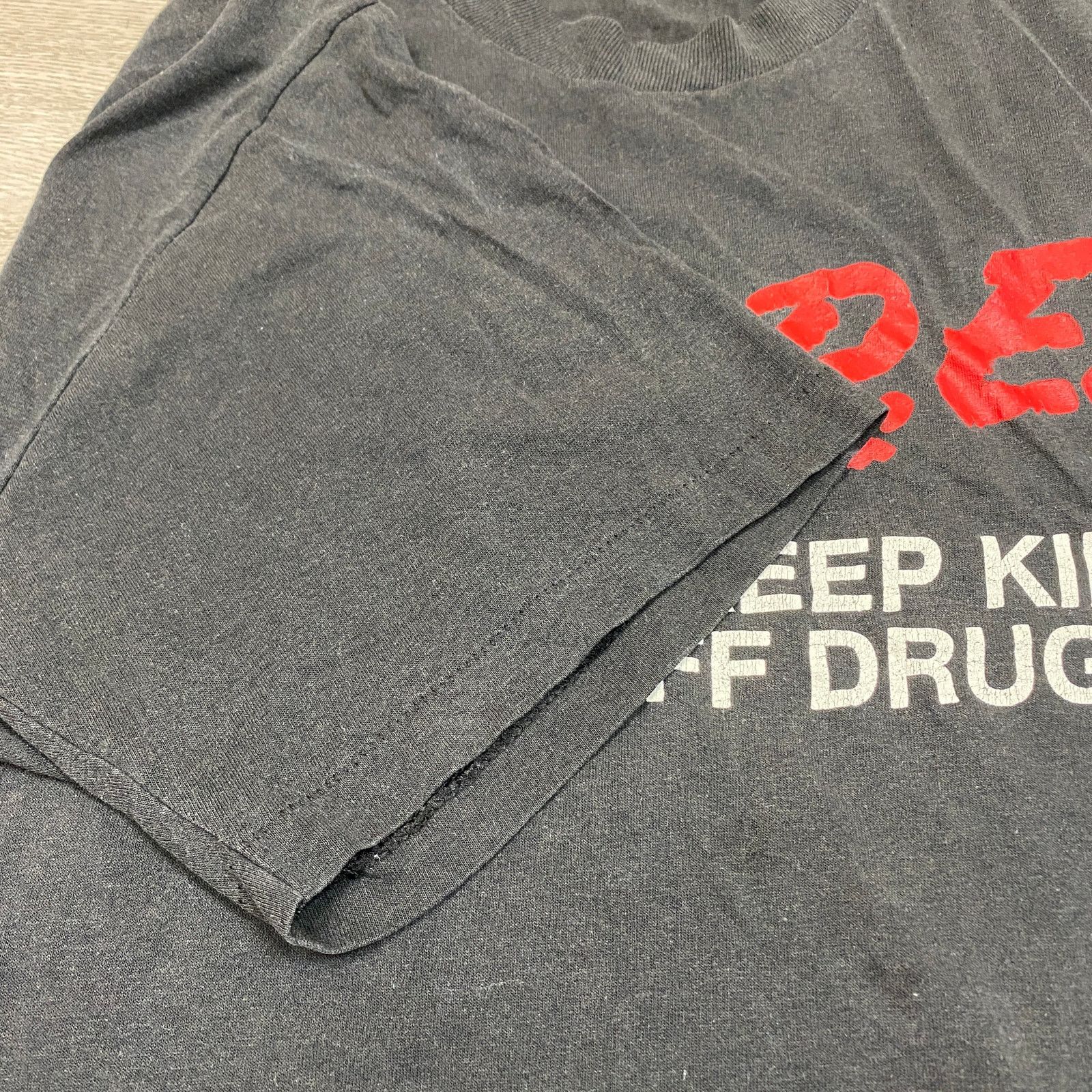 Hanes × Vintage VTG 90s DARE To Keep Kids Off Drugs Single Stitch Shirt XL Size US XL / EU 56 / 4 - 8 Thumbnail