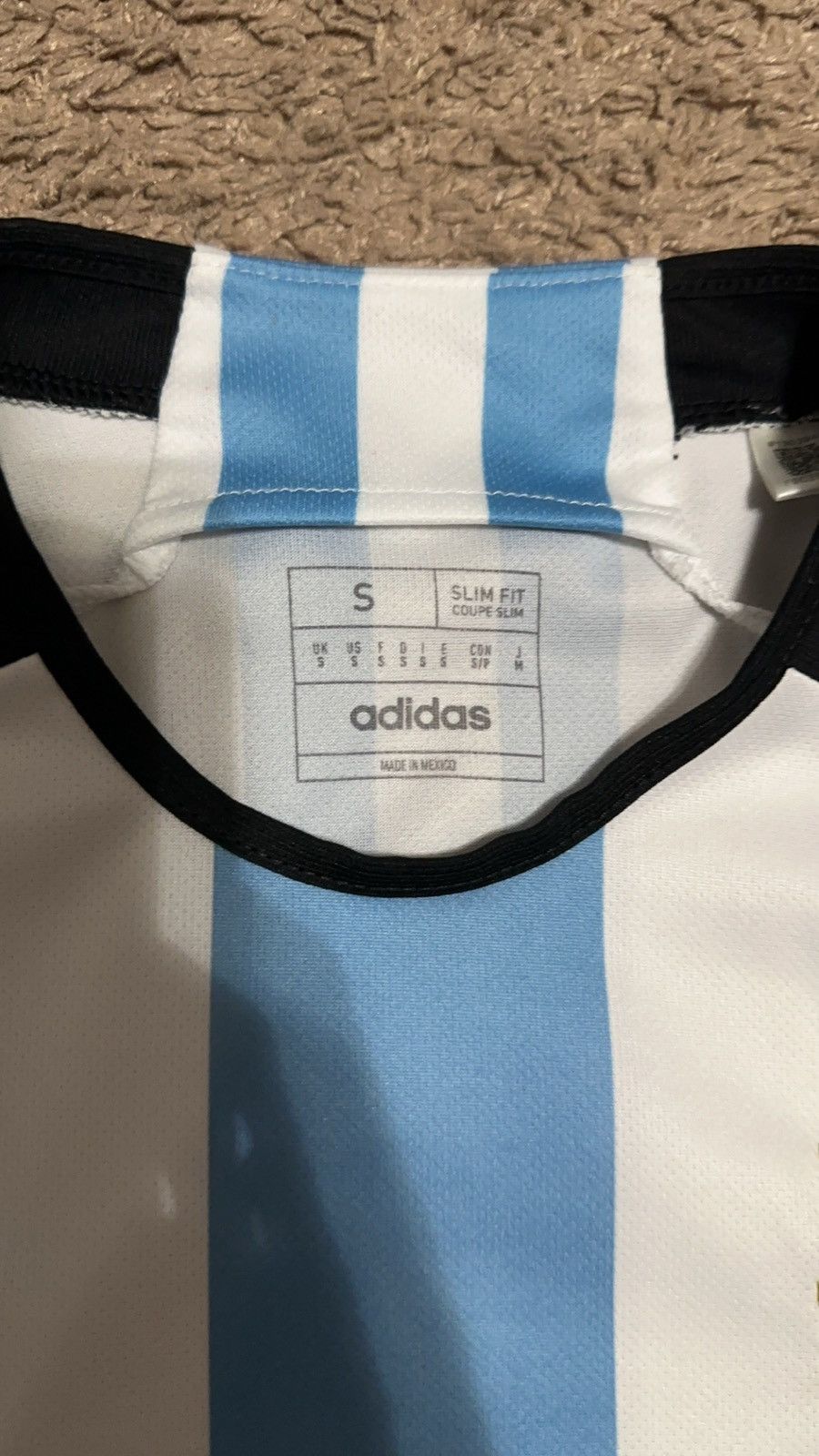 Adidas 2022 Adidas Argentina home jersey blue and white size small Size US S / EU 44-46 / 1 - 2 Thumbnail