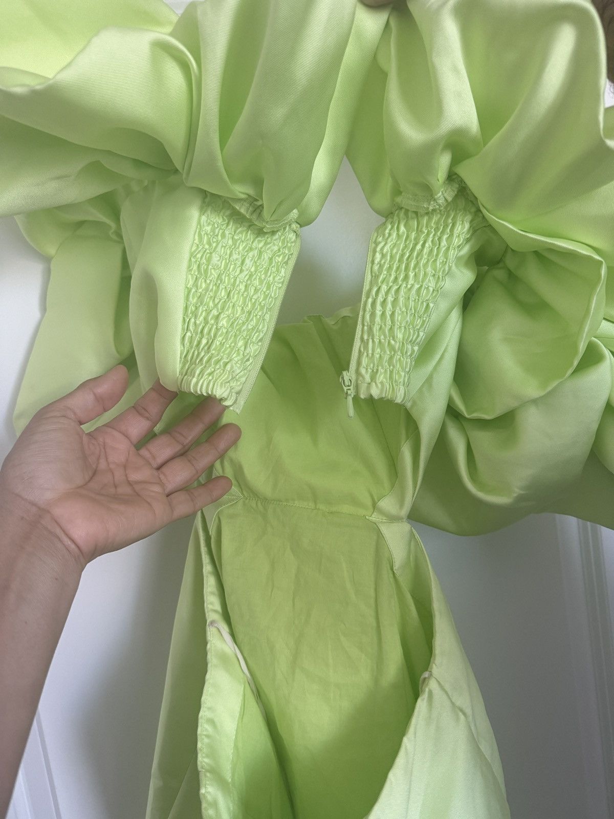 ALEMAIS Alemais Suzi Off Shoulder Mini Dress Size 2 in Chartreuse Size XS / US 0-2 / IT 36-38 - 8 Thumbnail