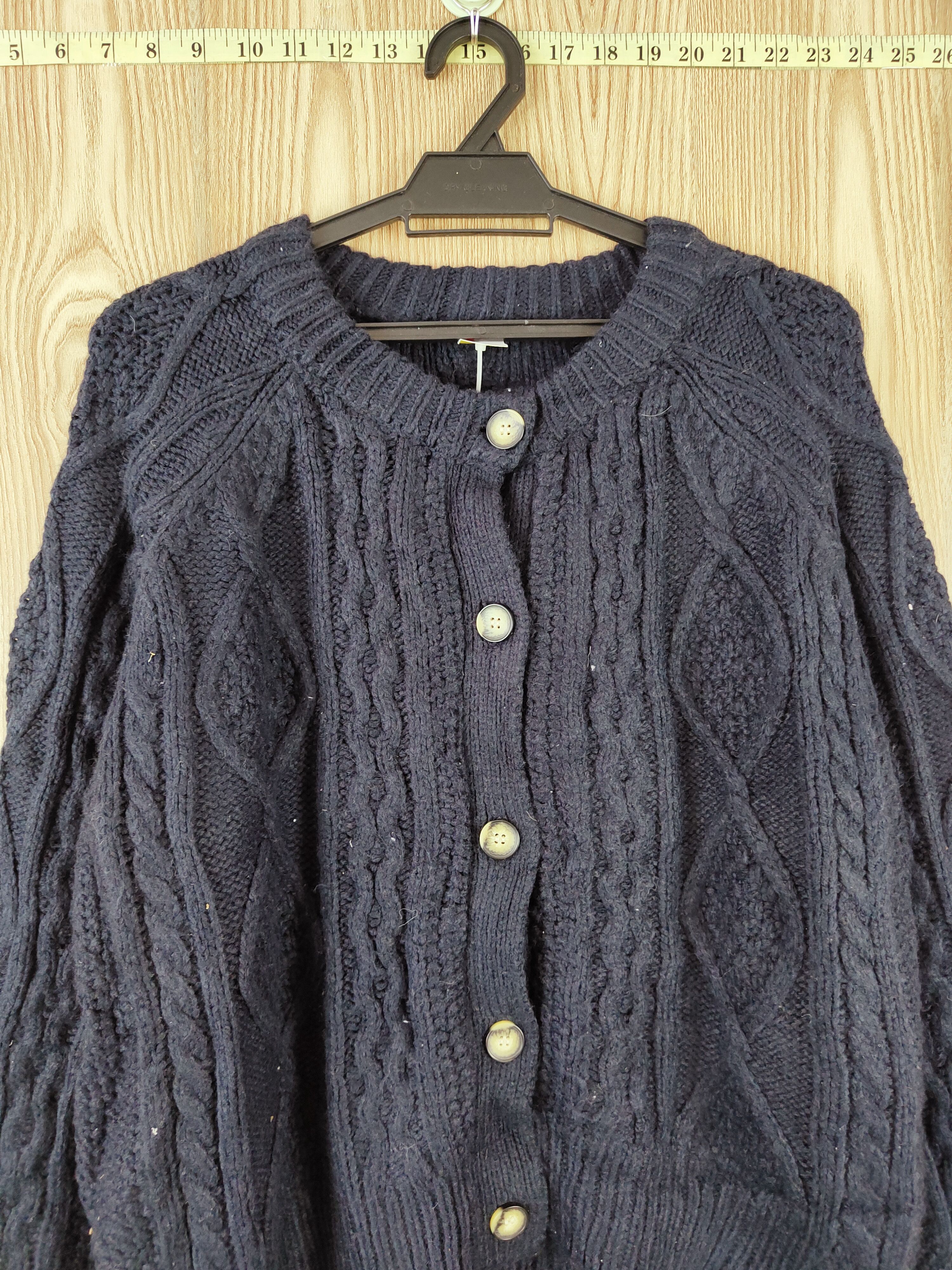 Aran Isles Knitwear GU japan Navy cable Knitwear Cardigan #W569 Size US L / EU 52-54 / 3 - 2 Thumbnail