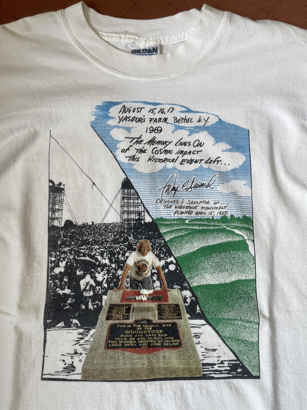 Band Tees Vintage 90s Woodstock Monument Yasgur's Farm Commemorative Size US XL / EU 56 / 4 - 3 Thumbnail