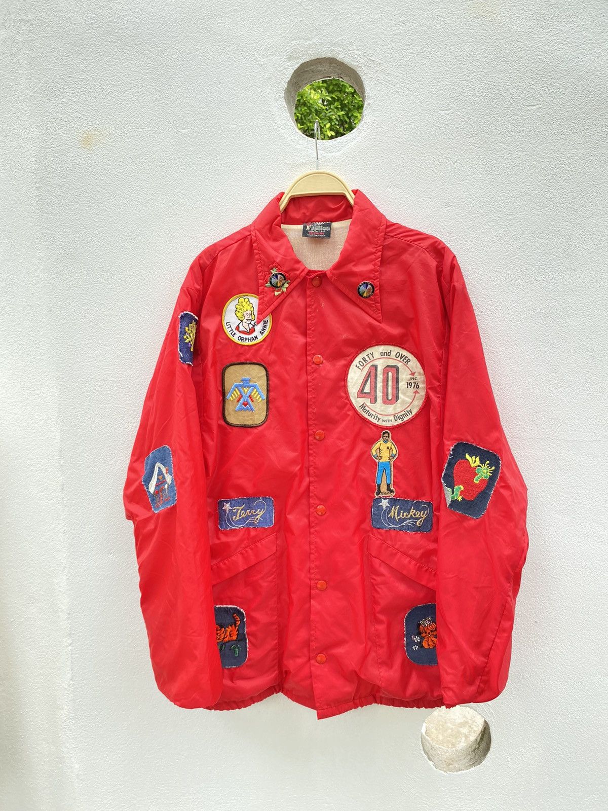 Vintage Vintage red nylon patch jacket Size US L / EU 52-54 / 3 - 4 Thumbnail
