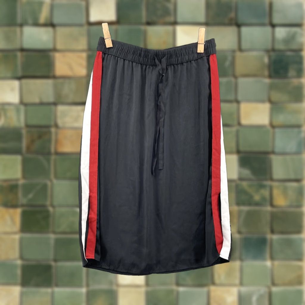 Vintage WHO WHAT WEAR Skirt Womens XS Black Red Sporty Athleisure Maximalist Streetwear Midi Slit Elastic Waist 90s Casual Womens Size 26" / US 2 / IT 38 - 1 Thumbnail