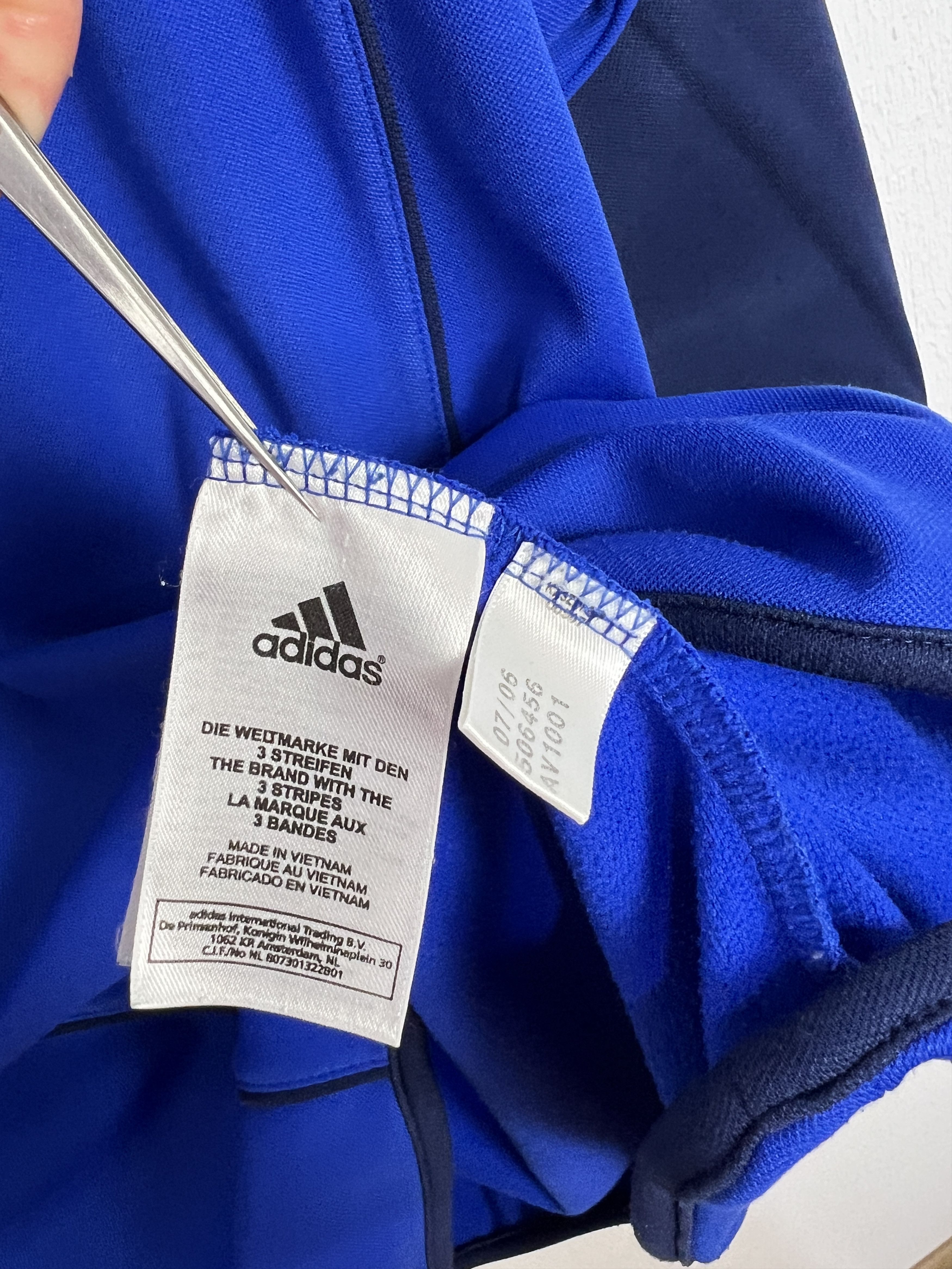 Adidas Vintage Adidas FC Schalke 04 Football Train Sweatshirt Size US M / EU 48-50 / 2 - 12 Thumbnail
