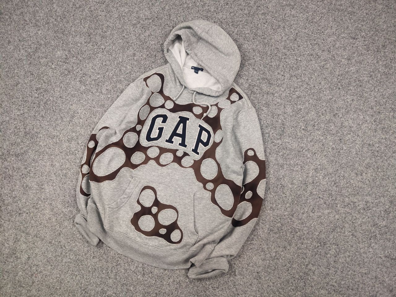 Gap Vintage Rare Gap Logo reworked Hoodie Gray Y2K Style Size US S / EU 44-46 / 1 - 4 Thumbnail