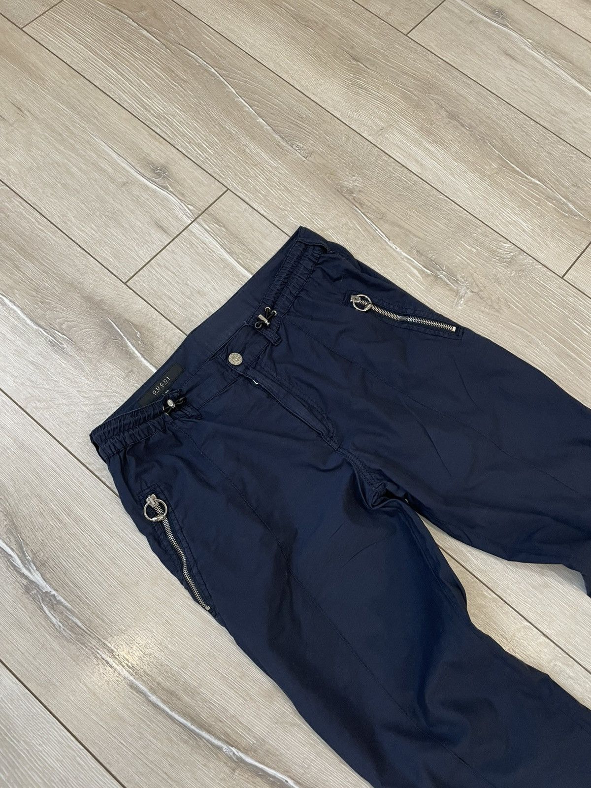 Gucci vintage womans Gucci jogging base pants Size 27" / US 4 / IT 40 - 2 Thumbnail