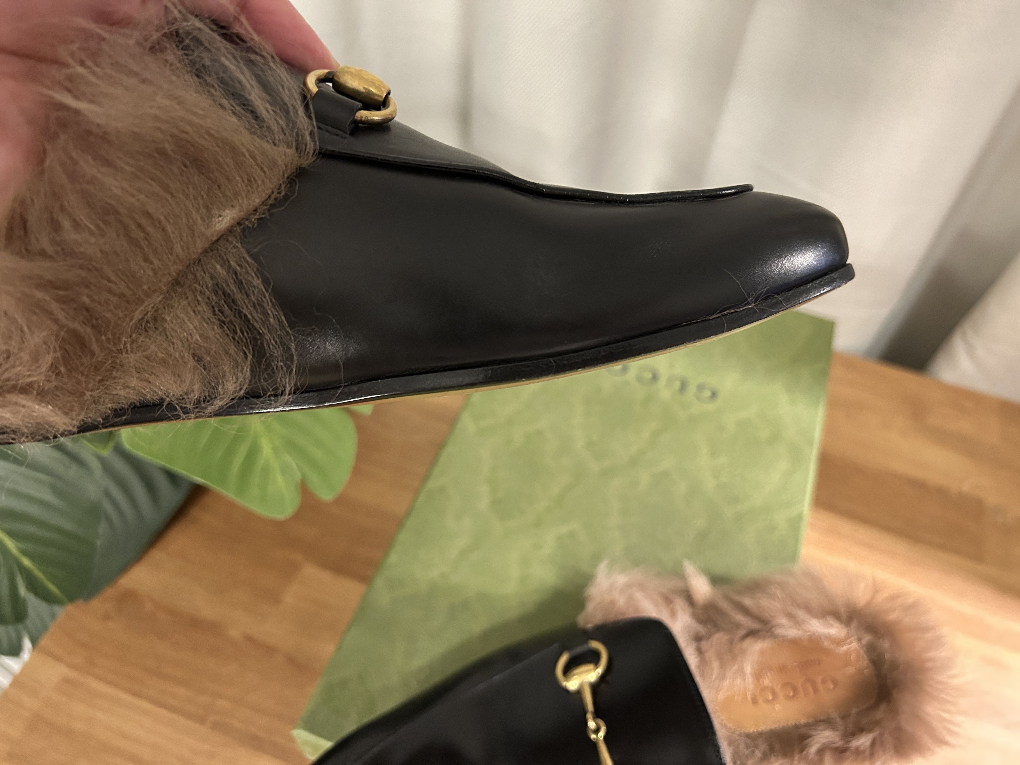 Gucci Gucci Horsebit Princetown Fur Loafers Size US 7 / EU 40 - 14 Thumbnail