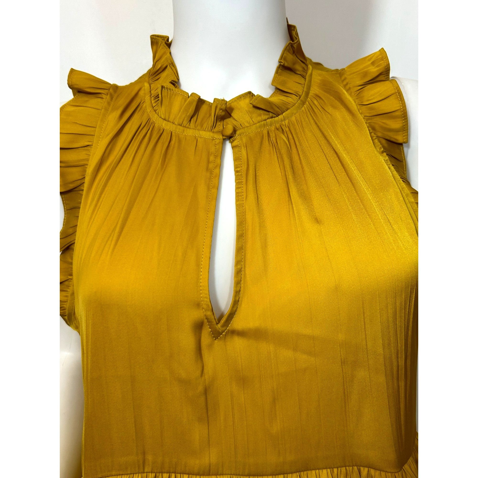 Anthropologie Anthropologie Top M Honey Yellow Tiered Sleeveless Ruffles B Size M / US 6-8 / IT 42-44 - 10 Thumbnail