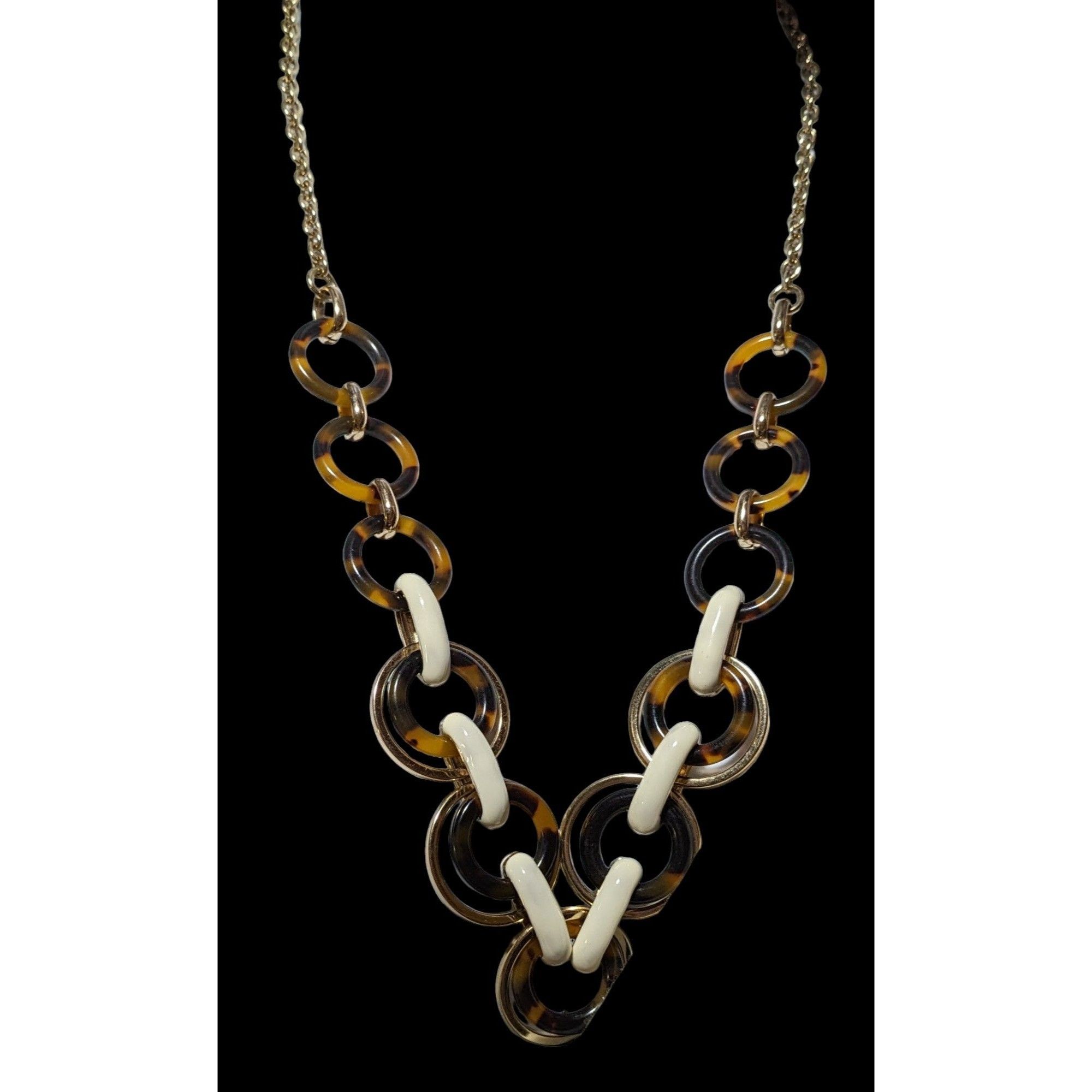 Talbots Talbots Tortoise Link White And Gold Accent Necklace Size ONE SIZE - 2 Thumbnail