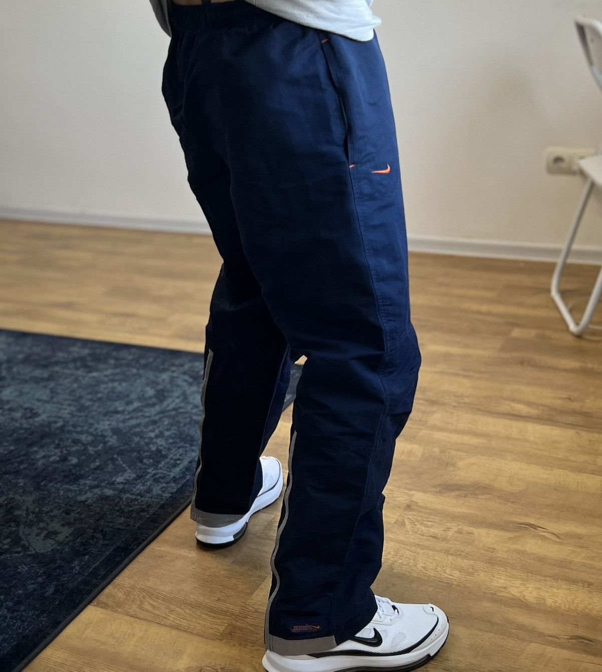 Nike Nike Vintage Track Pants Nylon ! Size US 30 / EU 46 - 2 Thumbnail