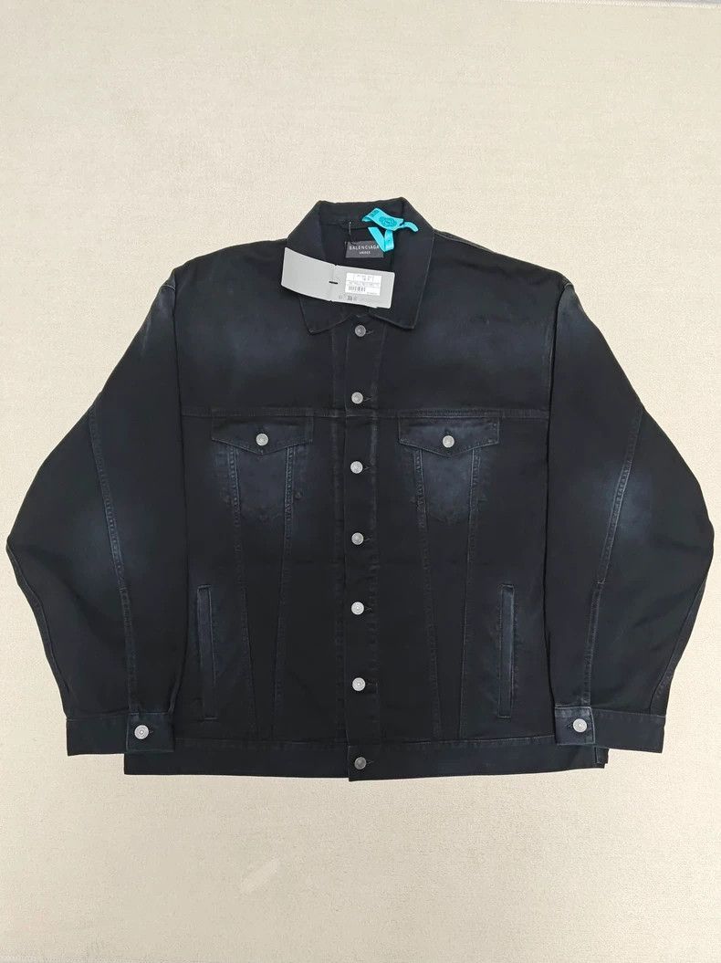 Balenciaga Balenciaga 24 Fall Dirty Old Bitcoin BB Metal Totem Denim J Size US L / EU 52-54 / 3 - 1 Thumbnail