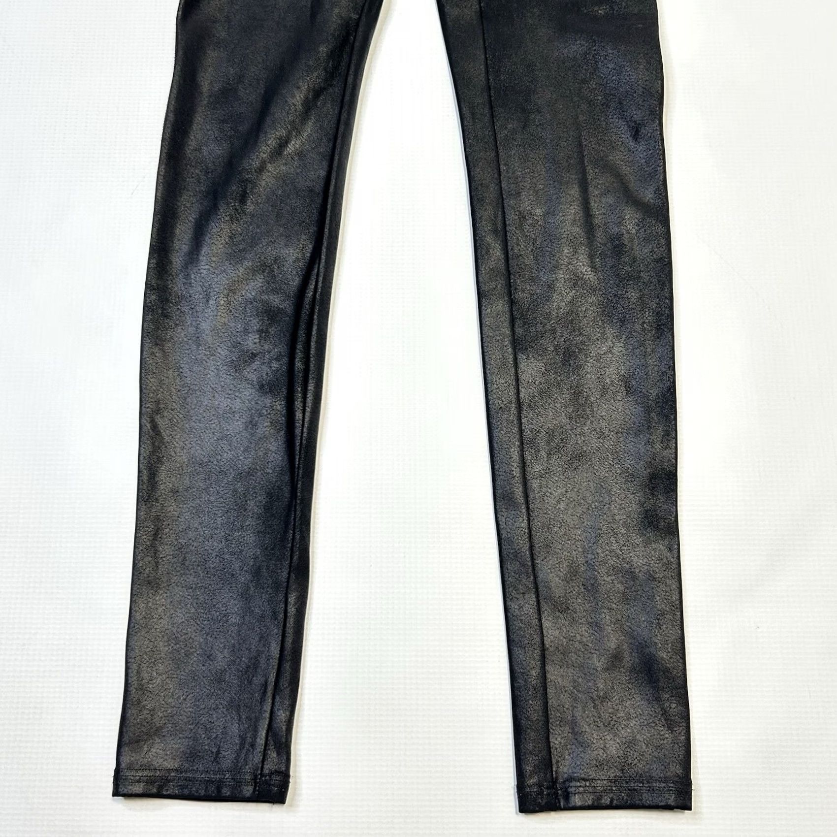 Spanx VINTAGE Spanx Faux Leather Black Power Waistband High Waist Leggings Womens S 2437 Size 28" / US 6 / IT 42 - 7 Thumbnail