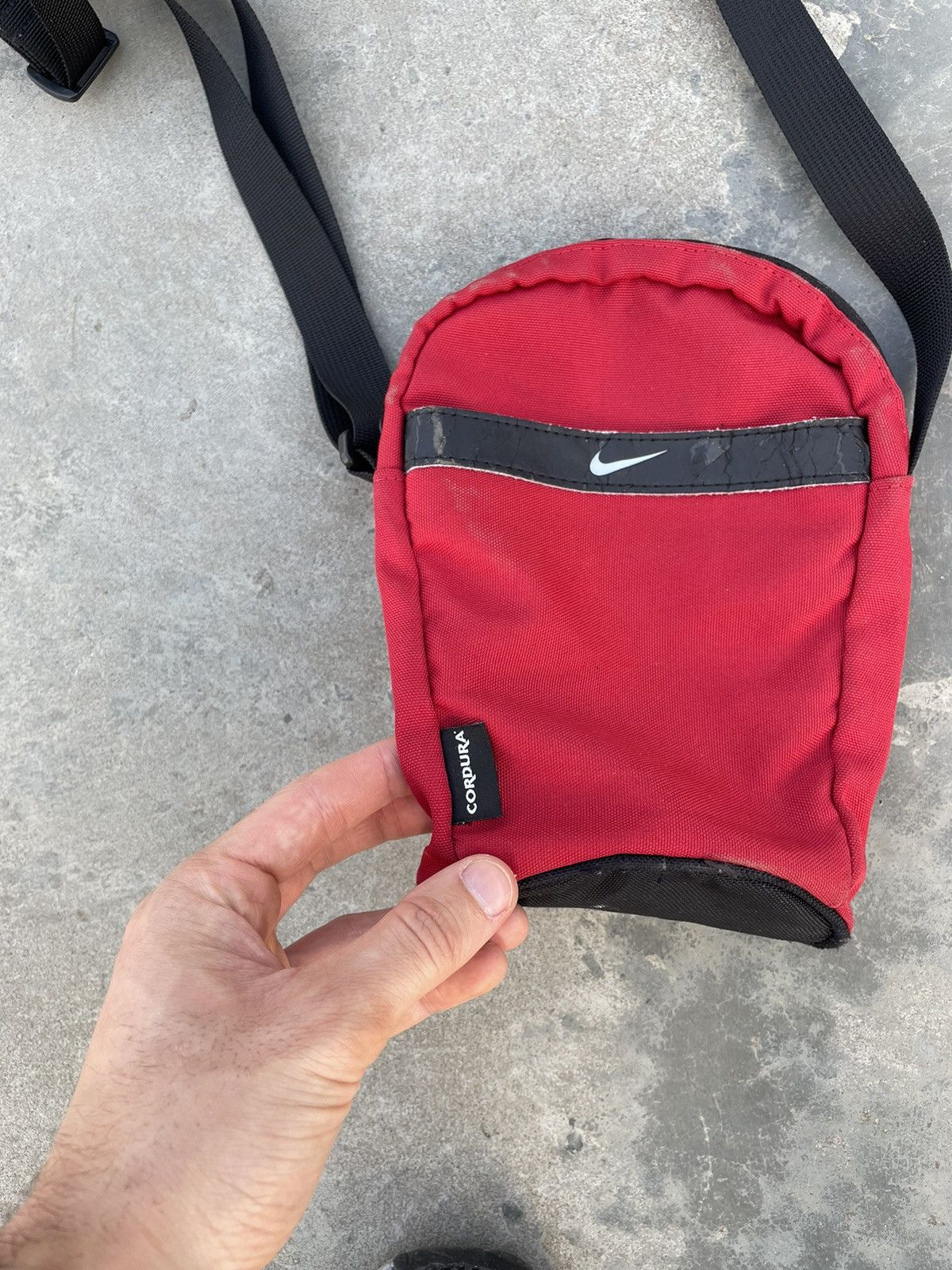 Nike Vintage 90s Nike Crossbody Cordura Messenger Y2k Bag Size ONE SIZE - 4 Thumbnail