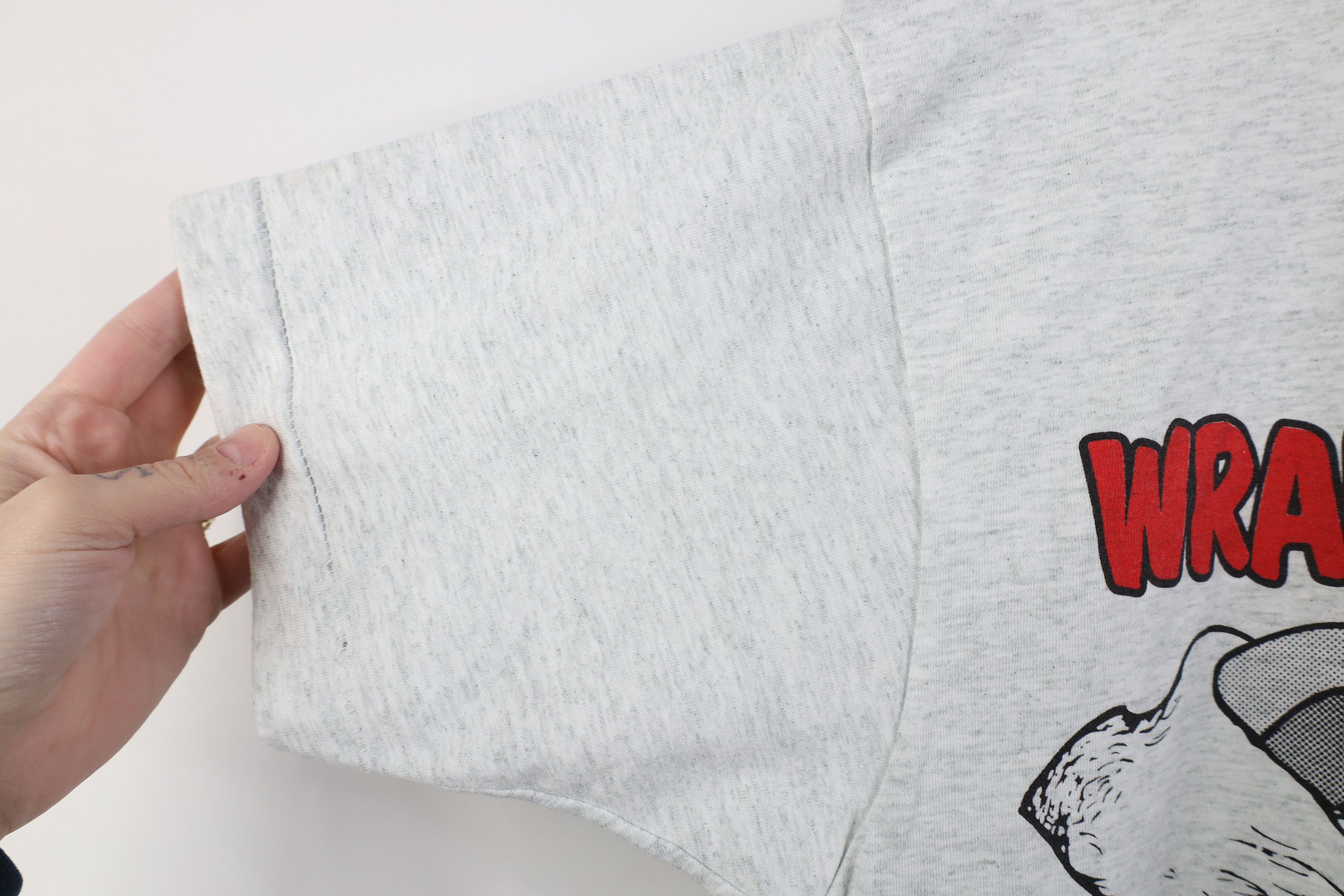 Vintage Vintage 90s Tools Wrap Your Hands T-Shirt Heather Gray USA Size US L / EU 52-54 / 3 - 7 Thumbnail