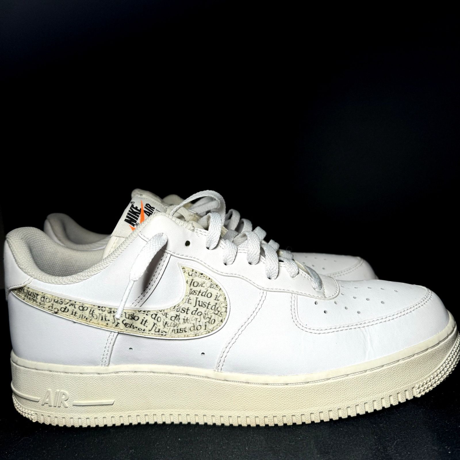 Nike Size 10.5 - Nike Air Force 1'07 LV8 Just Do It Men's Shoes Size US 10.5 / EU 43-44 - 1 Thumbnail