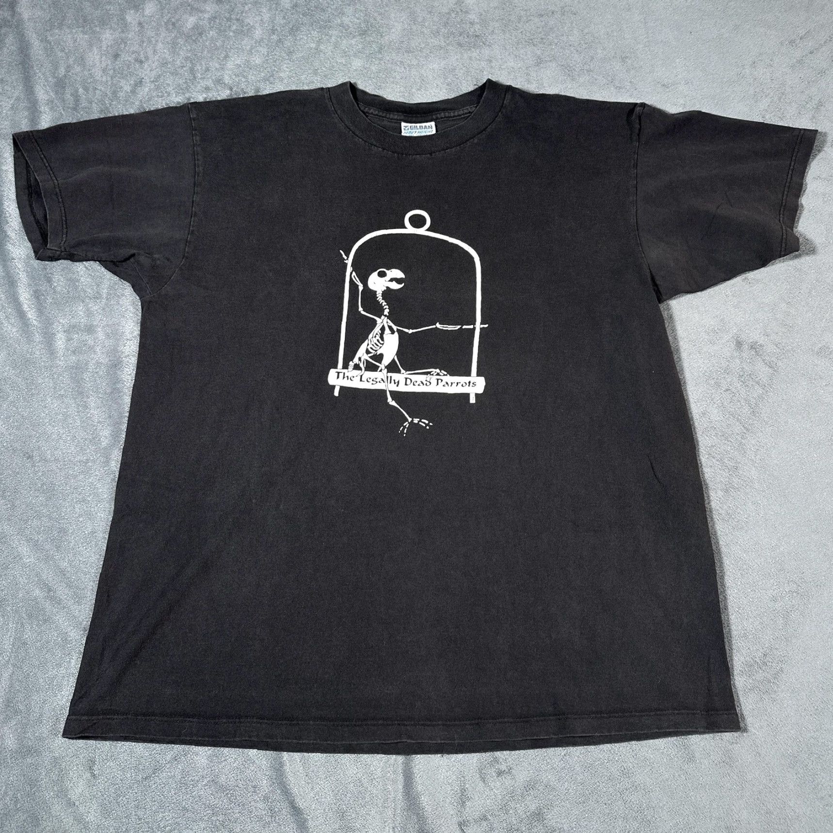 Gildan VINTAGE Legally Dead Parrots Shirt Mens XL Black Skeleton Parrot Gildan 90s USA Size US XL / EU 56 / 4 - 6 Thumbnail