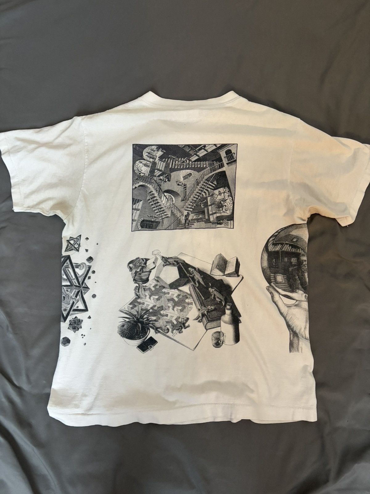 Vintage 90s MC Escher tee Size US M / EU 48-50 / 2 - 2 Thumbnail