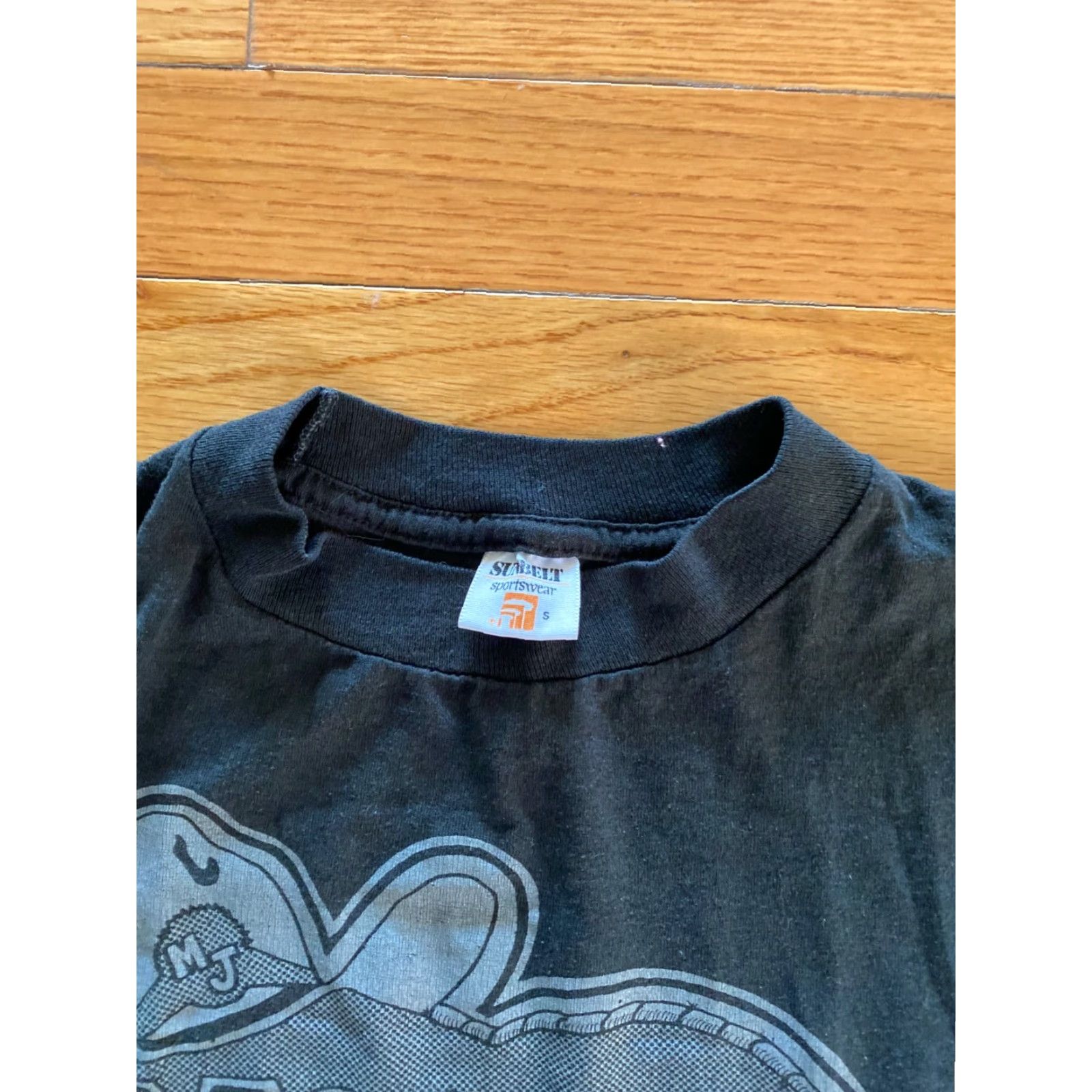 Vintage VINTAGE Mary Jo Pierce Concert Tee T-Shirt Mens Sz S Black 90s Sunbelt Sportswear Graphic Tee Shirt Short Sleeve Crew Neck Regular Fit Size US S / EU 44-46 / 1 - 4 Thumbnail