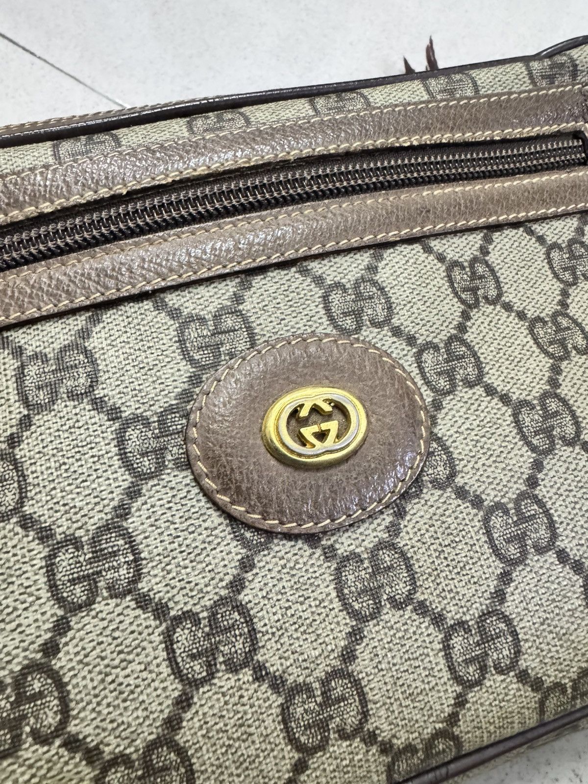 Gucci VINTAGE GUCCI FULL MONOGRAM CLUTCH BAG Size ONE SIZE - 6 Thumbnail