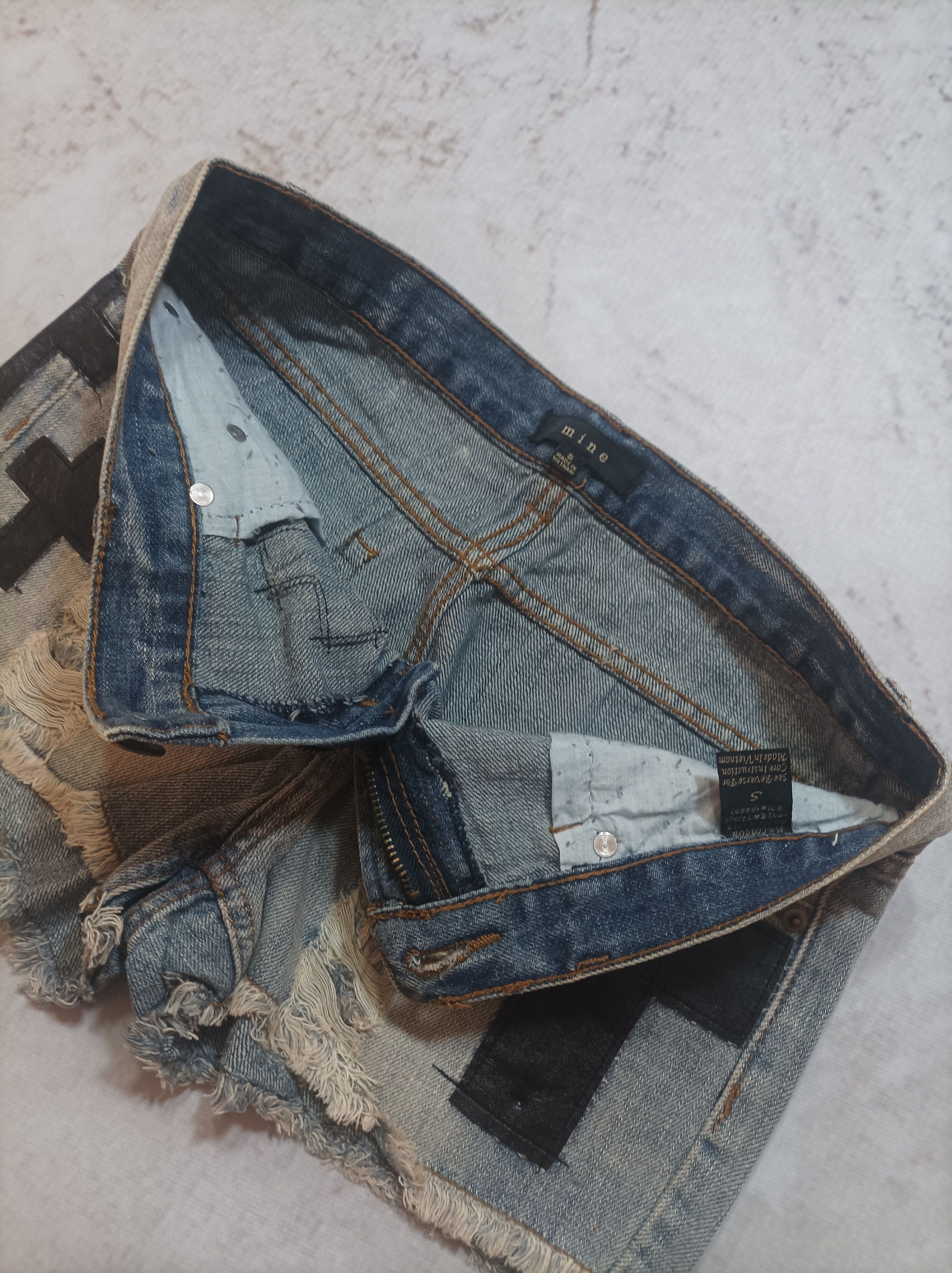 Japanese Brand × Vintage Vintage Y2K Distressed Shorts Japanese CHROME HEARTS style Size 26" / US 2 / IT 38 - 4 Thumbnail