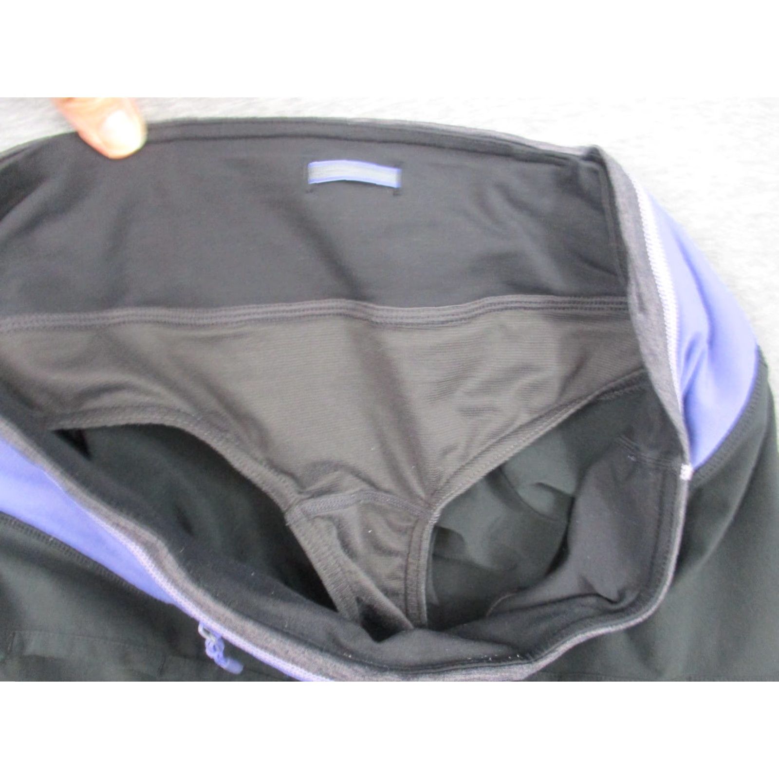 Lululemon Lululemon Hotty Hot High-Rise Lined Short 3" Purple Black 6 Running Athletic Women XS-6 Colorful 90s? Size 28" / US 6 / IT 42 - 7 Thumbnail