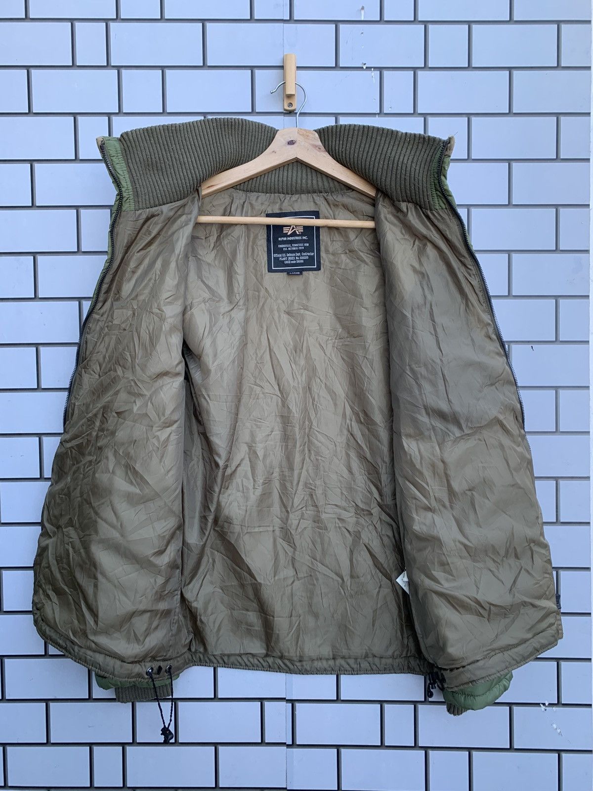 Vintage Alpha Industries Hoodie Puffer Jacket