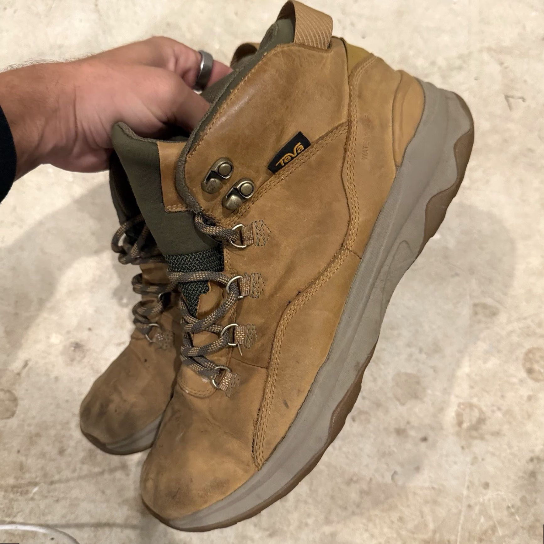 Teva TEVA Arrowood Utility Mid WP Size 11 Sand Leather TRAIL BOOTS Hiking 1017168 Men Waterproof Leather Mid Ankle Boots Size US 10 / EU 43 - 5 Thumbnail