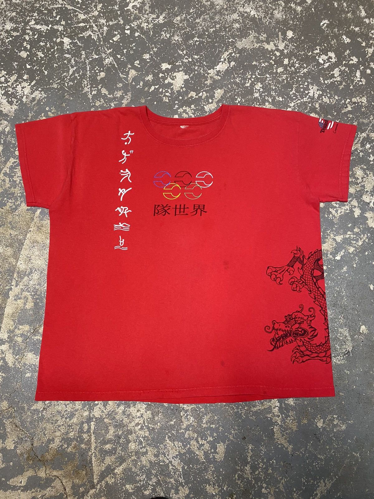 Vintage Y2K 2008 Beijing Olympics Dragon Tribal Sport Tshirt