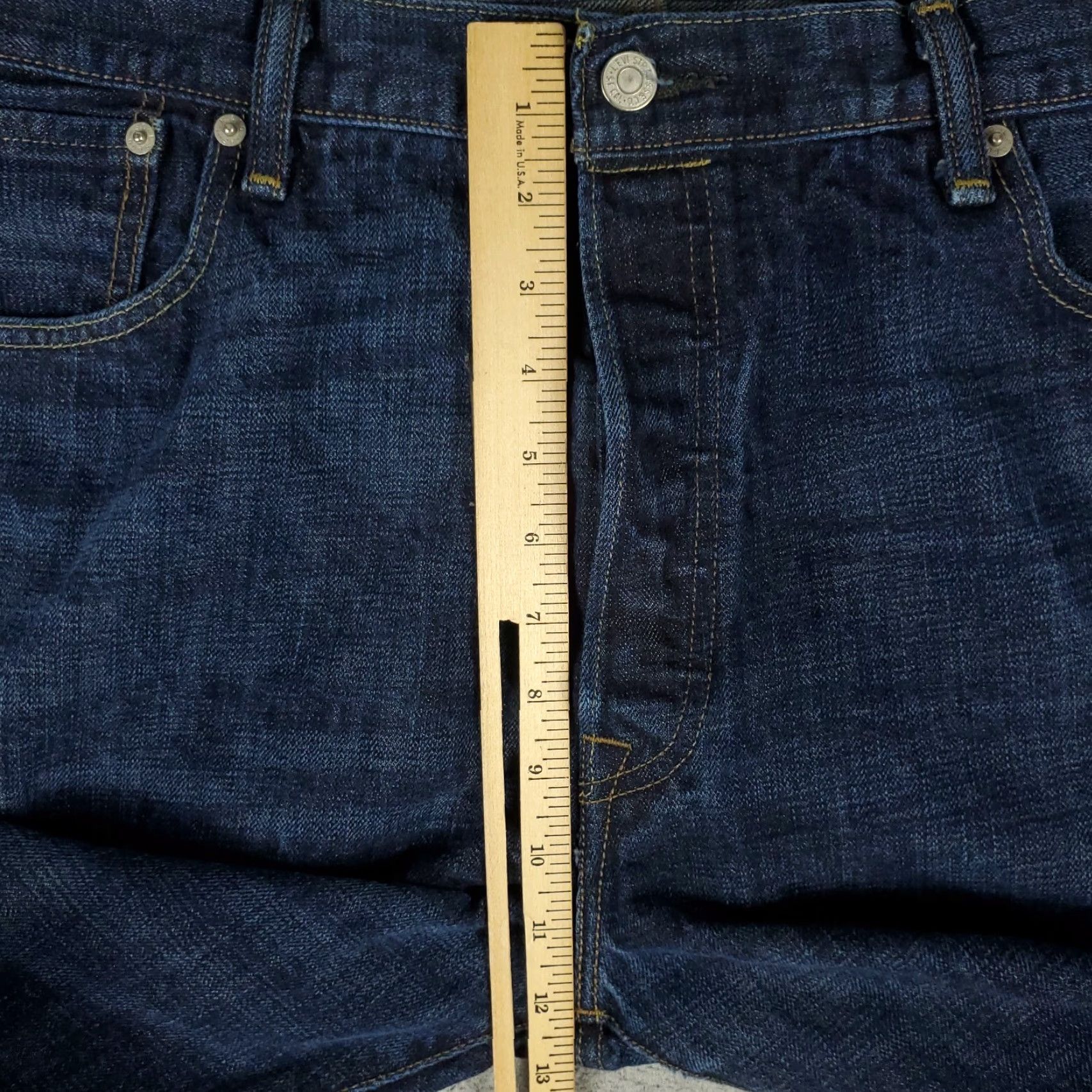 Levi's VINTAGE Levi's 501 Jeans Mens Size 40x30 Denim Straight Leg Button Fly Classic 80s 90s USA Men's Size US 40 / EU 56 - 4 Thumbnail