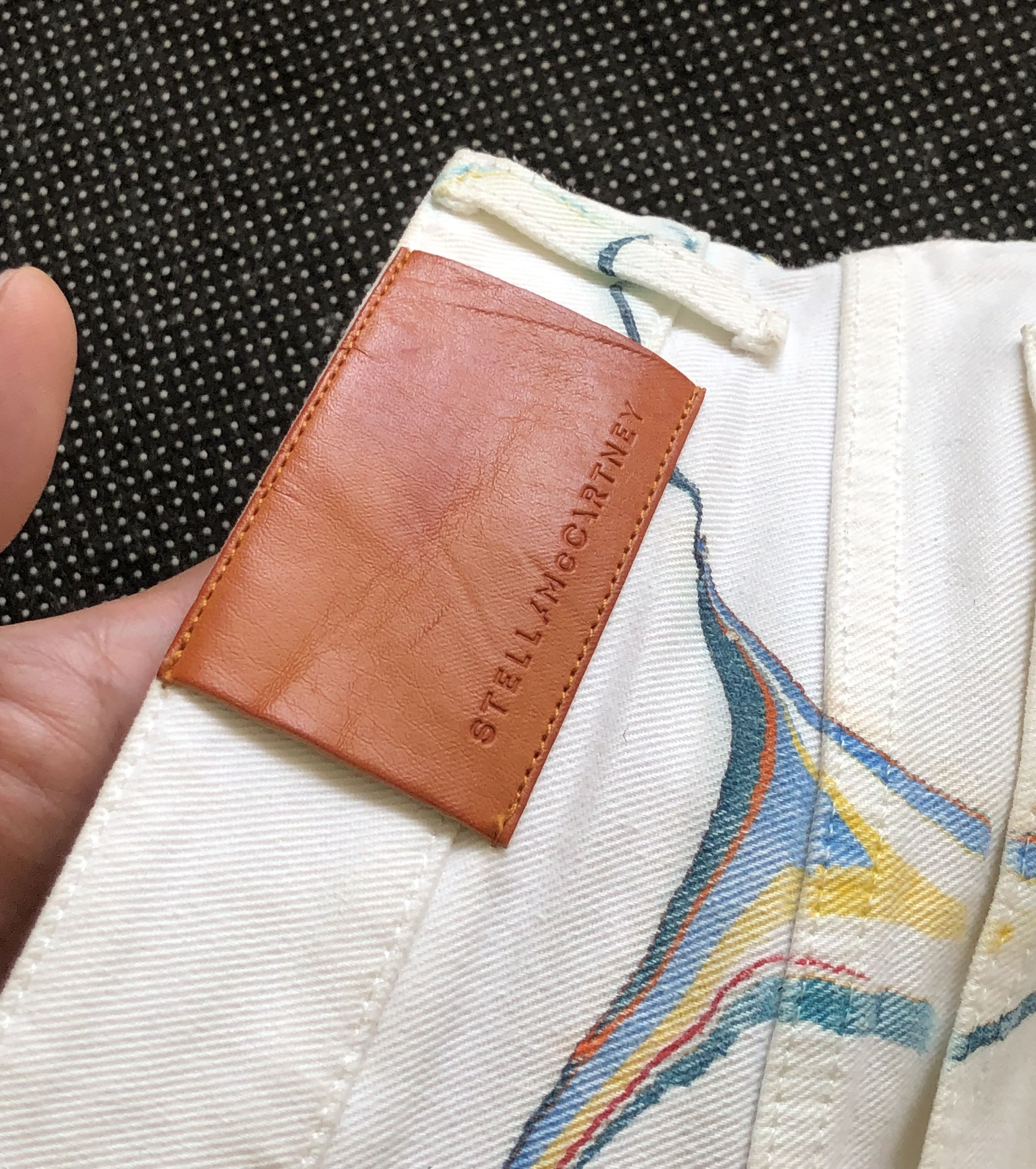 Stella McCartney SS21 SKINNY MARBLED BOYFRIEND WHITE JEANS Size 28" / US 6 / IT 42 - 13 Thumbnail