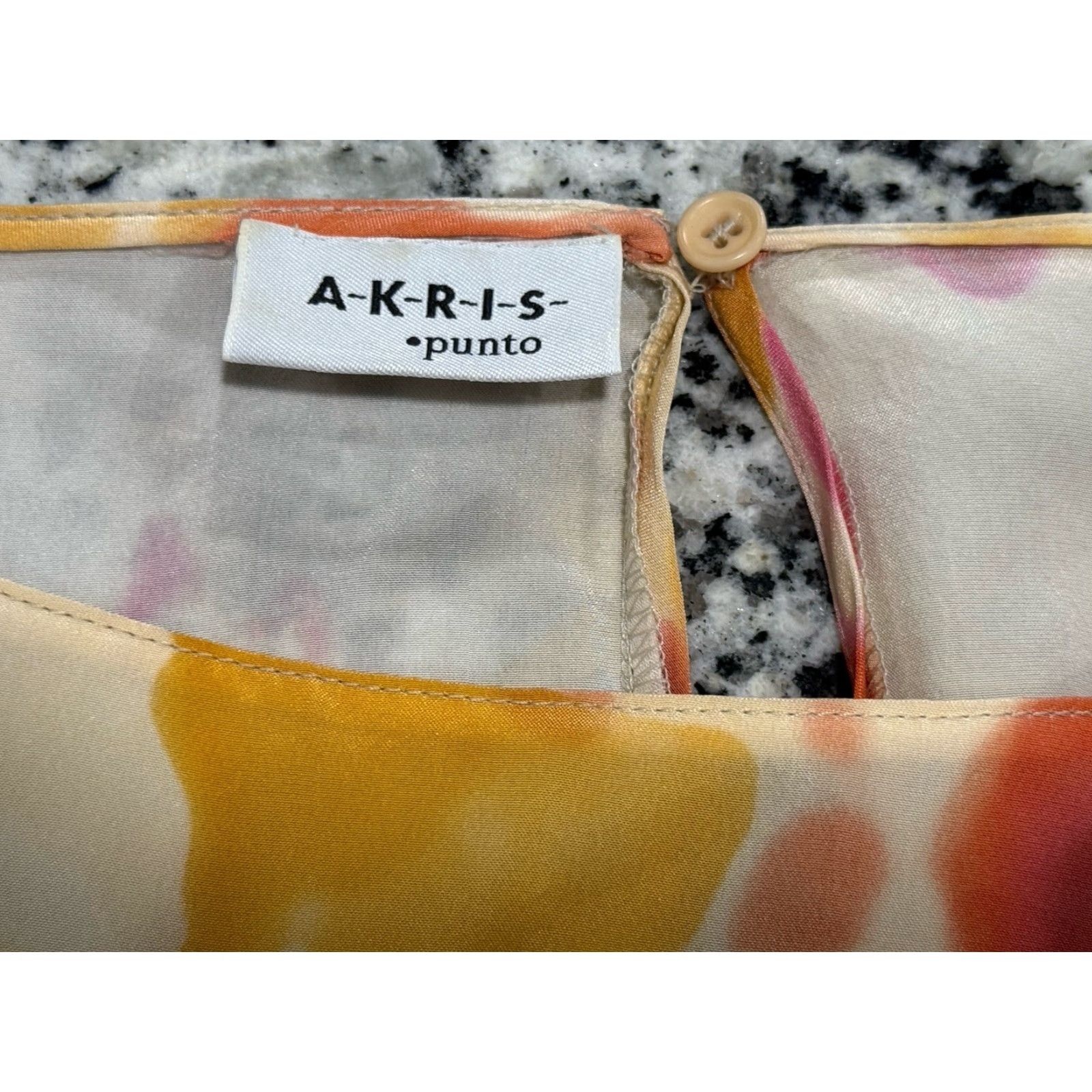 Vintage VINTAGE Akris Punto Blouse Women's 10 Floral Silk Long Sleeve Casual Party Summer Spring Fall Size L / US 10 / IT 46 - 6 Thumbnail