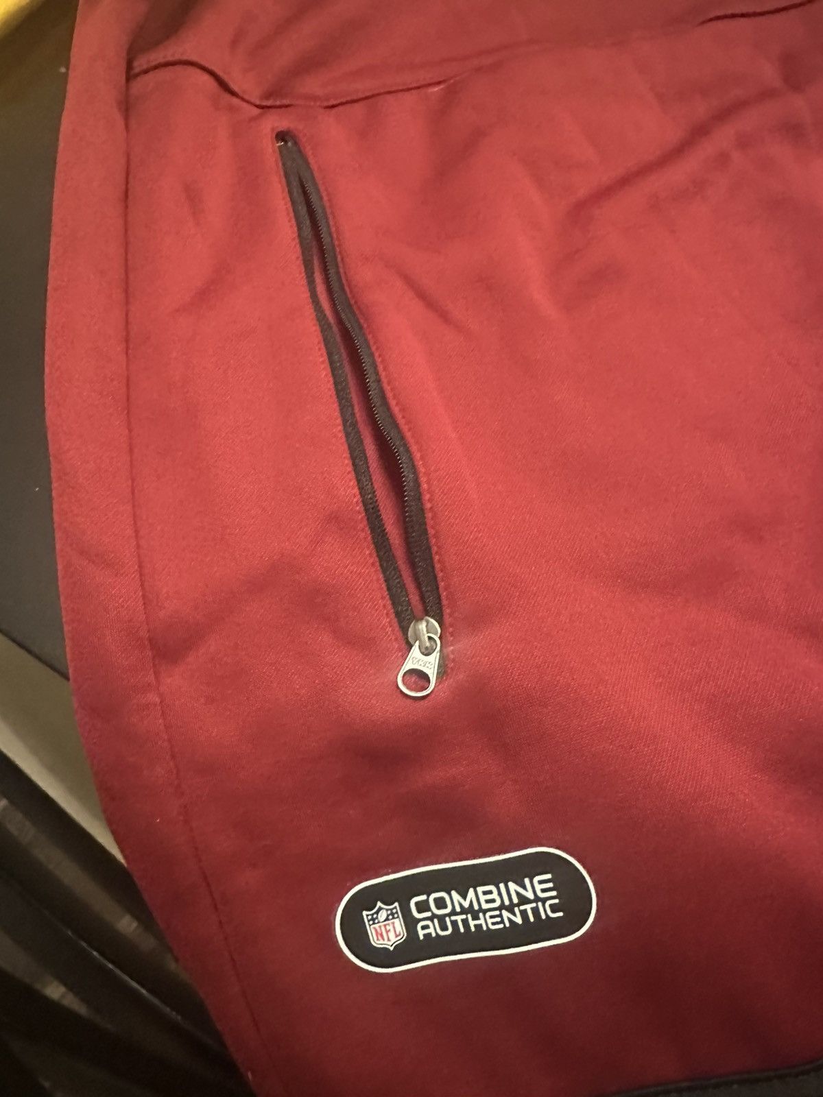 NFL Washington Commanders Hoodie Size US XL / EU 56 / 4 - 3 Thumbnail