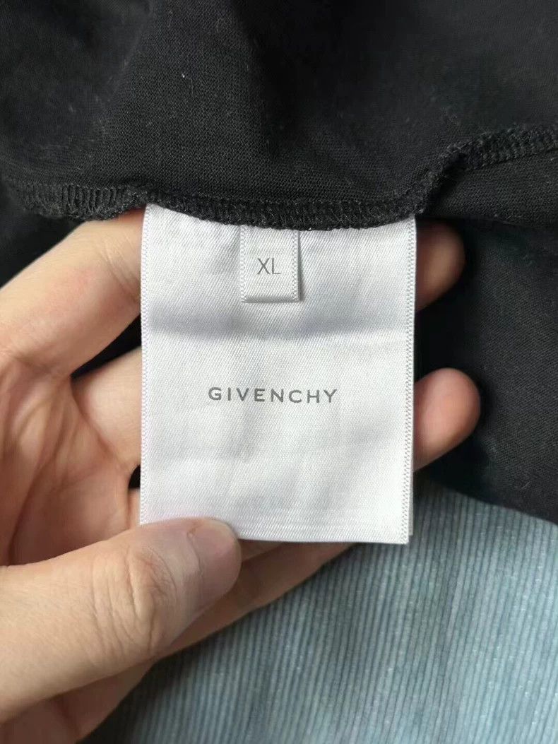 Givenchy Givenchy Sanskrit Short Sleeve 2506-Nextarrow Size US XL / EU 56 / 4 - 4 Thumbnail