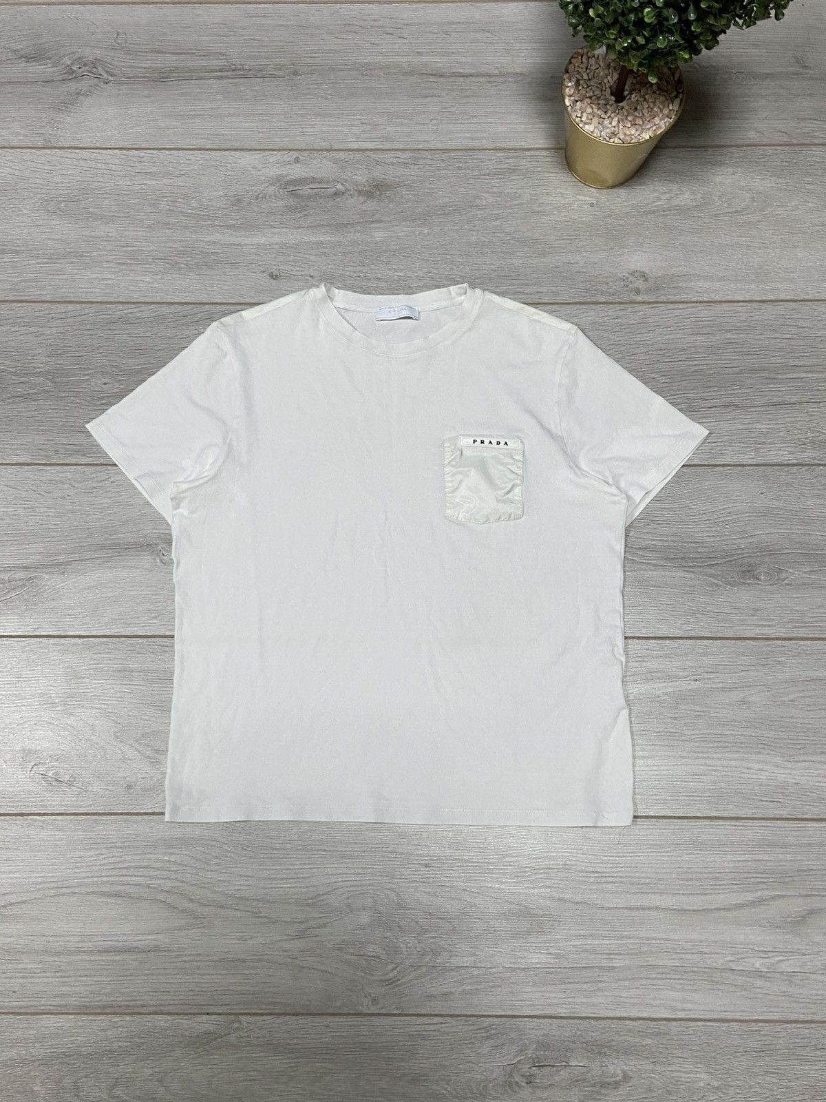 Prada Prada nylon pocket white tab tee shirt Size US M / EU 48-50 / 2 - 1 Thumbnail